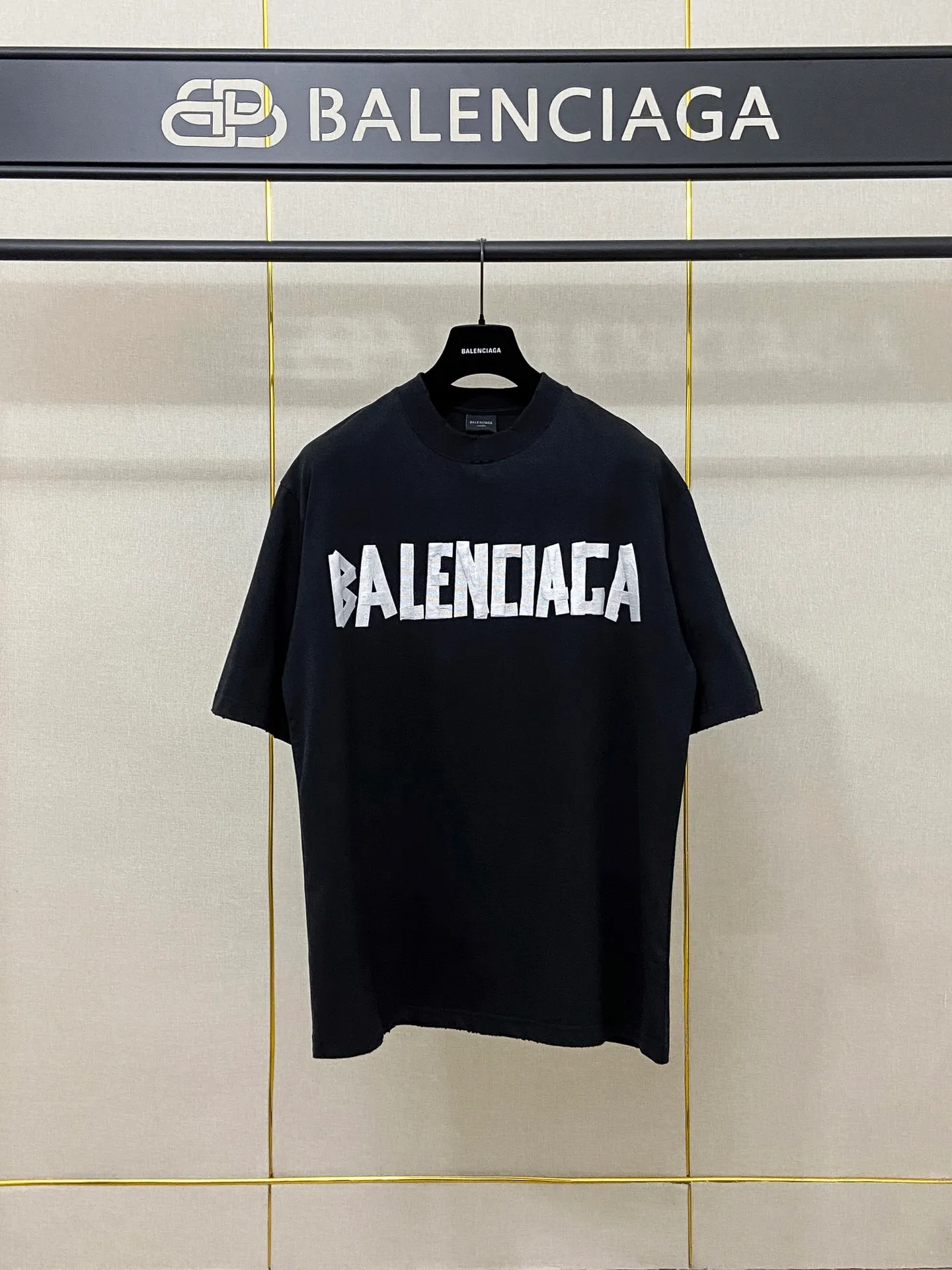 🅿️180 9110# Actual photo top version [[BALENCIA*GA] official website quality Paris new yellow tape bandage digital direct spray short-sleeved T-shirt OS version loose dropped shoulders Unisex style Fabric: 260g 100% pure cotton double yarn Process: front and rear digital direct spray garment wash worn distressed fixed color Color: gray blue white washed blue burgundy green Black silver rose red khaki Size: XS S M L