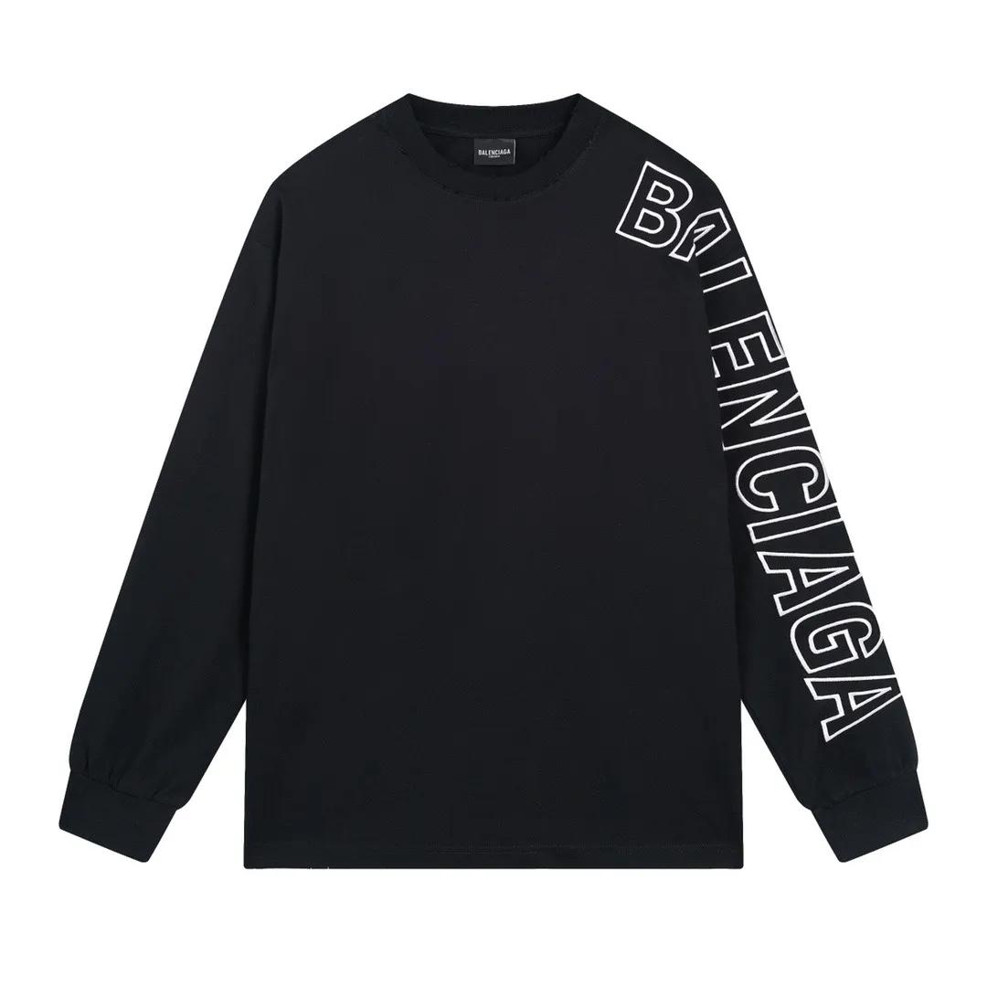 🅿️220 Detailed picture [Top version. Official website quality] BALENCI*GA/Paris BALENCI*GA#2024 latest model, Paris classic letters and large LOGO embroidery. Brick cabinet sync. The first genuine product was developed, with over 200,000 stitches of counter-position embroidery on the chest. Welcome to compare! The fabric is made of Paris ZP custom-woven and dyed 100% cotton double-yarn compact cotton. The weight is 260 grams. The cloth surface is clean. The cloth pattern is clear. It is soft and comfortable. It has good color fastness and is not easy to change color. The threads are woven and dyed with no color difference. The embroidery is done using imported Tajima embroidery machines. Super W needle thread embroidery, accurate positioning, three-dimensional effect, clear lines. No burrs and miscellaneous threads, ultra-high craftsmanship embroidery. The version adopts OS loose shoulder design. Same style for men and women. Code: BL225010 Color: black, white. Size: XS S M L