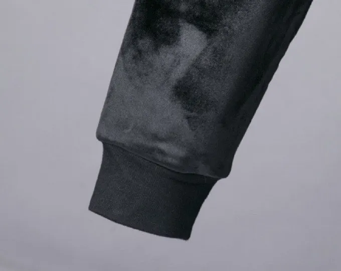 🅿️420 [BALENCIAGA] (double-sided gold velvet) hot-selling suit is coming. Focus on the original version of the official website. 2025 new hot-selling gold velvet suit. The original order is the best. 🇭🇰The meticulous work of top designers. It has a fitting and perfect upper body effect. 100% natural high-quality gold velvet, close-fitting comfort, noble and elegant! Original hardware embodies elegance and nobility! Counter size: M-4XL (up to 200 pounds)