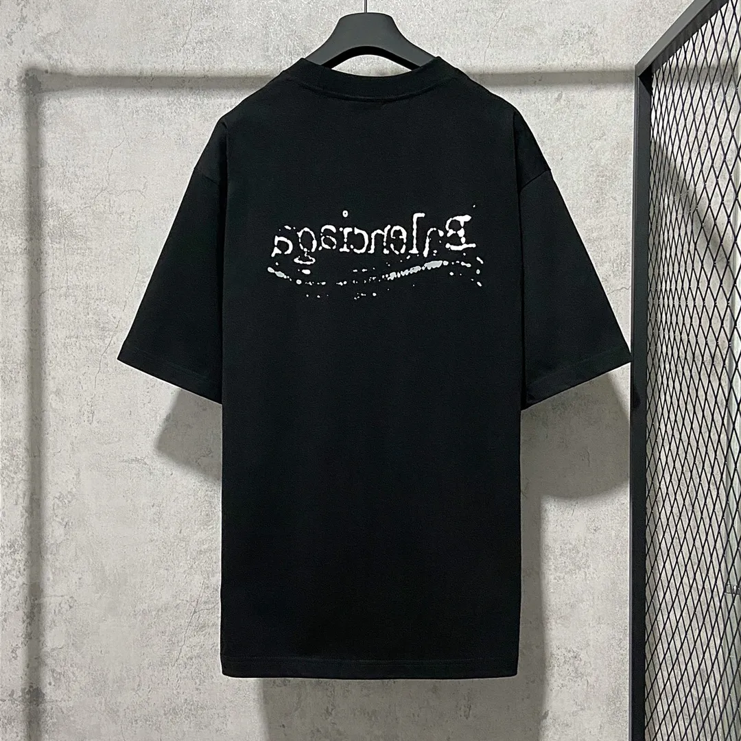 🅿️160 9113# Actual photo top version [[BALENCIA*GA] official website quality Paris new blurred cola front and back graffiti printed short-sleeved T-shirt OS version loose dropped shoulders Unisex style Fabric: 260g 100% cotton double yarn Process: front and rear panel printing Garment wash Shape solid color Color: black Size: XS S M L