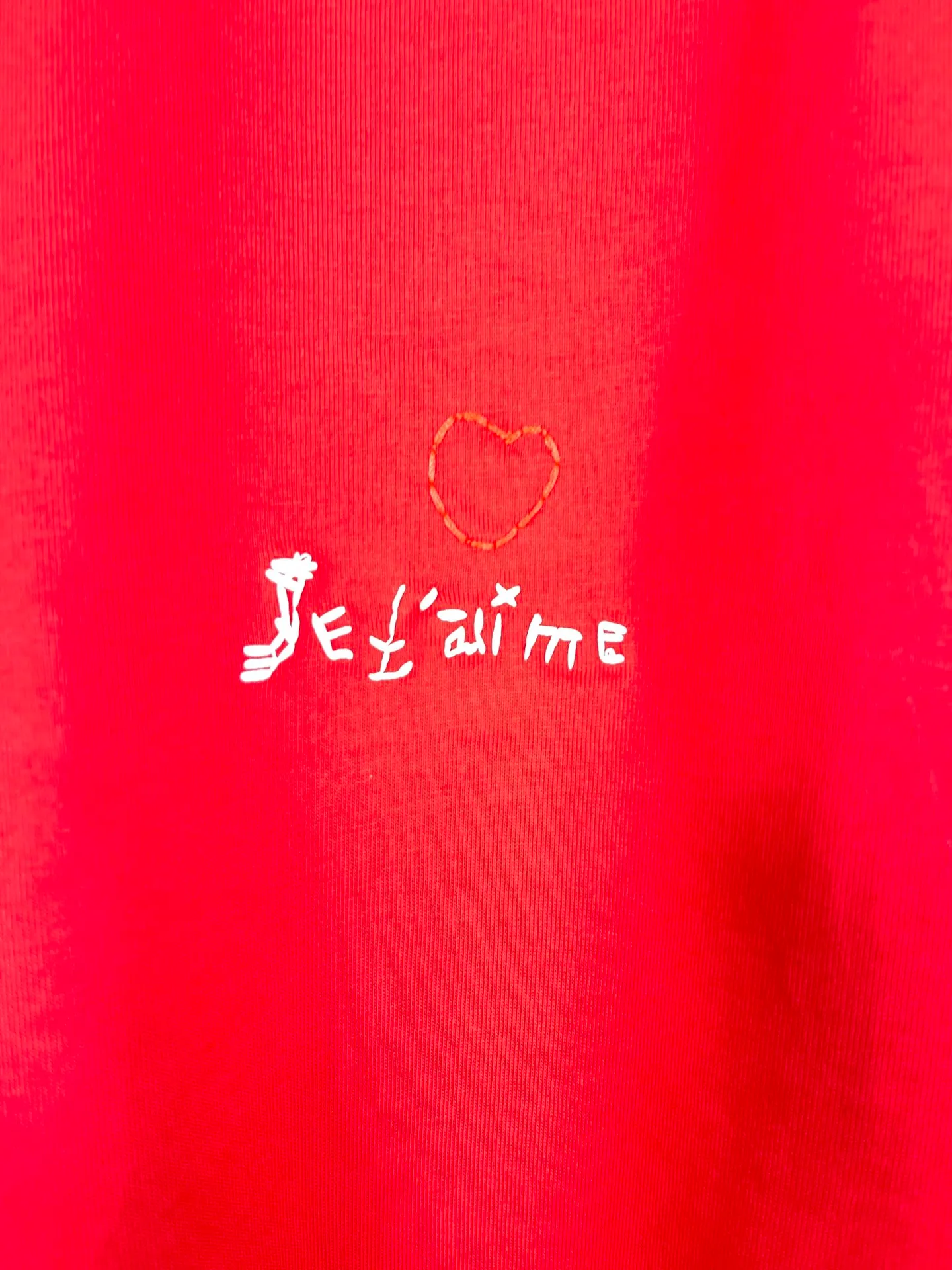 🅿️170 real photos [Top version. Official website quality] BALENCI*GA/Paris BALENCI*GA#Valentine's Day. The latest Chinese Valentine's Day limited edition, love embroidered washed and distressed short-sleeved T-shirt brick cabinet synchronization. The fabric is made of Paris ZP custom-woven and dyed cotton double yarn. The weight is 260 grams. The cloth surface is clean. The cloth pattern is clear. Soft and comfortable. Good color fastness. Not easy to change color. The threads are woven and dyed with no color difference. The front and back embroidery is embroidered with an embroidery machine imported from Tajima. The effect is three-dimensional and the garment is distressed. The version adopts OS loose shoulder design. Same style for men and women. Code: BL233306 Color: black. White, red Size: XS to L
