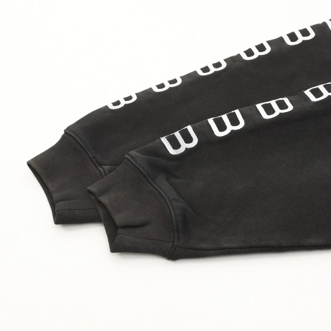 🅿️580 Balenciaga/Balenciaga Double B embroidered washed hooded sweatshirt. The fabric is made of Paris ZP custom-woven and dyed cotton terry fabric. The weight is 400 grams. The cloth surface is clean, the cloth pattern is clear, soft and comfortable, the color fastness is good, and it is not easy to change color - it is custom-woven and dyed without color difference, BLCG The double B lock logo is made with Tajima embroidery machines imported from Japan. The ready-made garments are aged and fried, with ultra-high craftsmanship. The version adopts a loose OS silhouette design. Size: XS-L