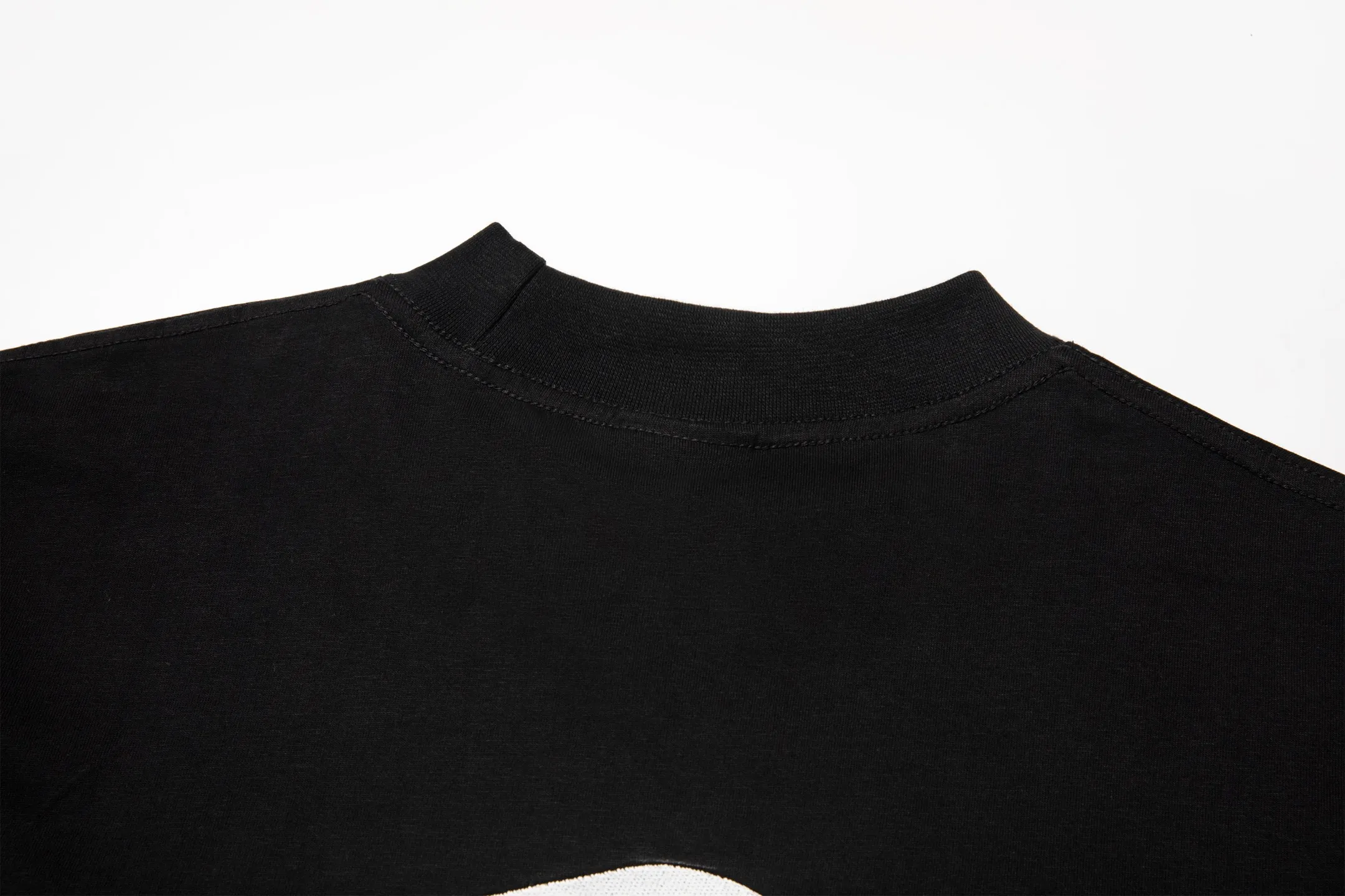 🅿️180 9207# Detailed picture Top version [[BALENCIA*GA] official website quality Paris new ski series 3M size LOGO embroidered short-sleeved T-shirt OS version Loose dropped shoulders Unisex style Fabric: 260g 100% cotton double yarn Technology: Front and back embroidery Garment washing Shape solid Color: Black Blue Yellow Size: XS S M L