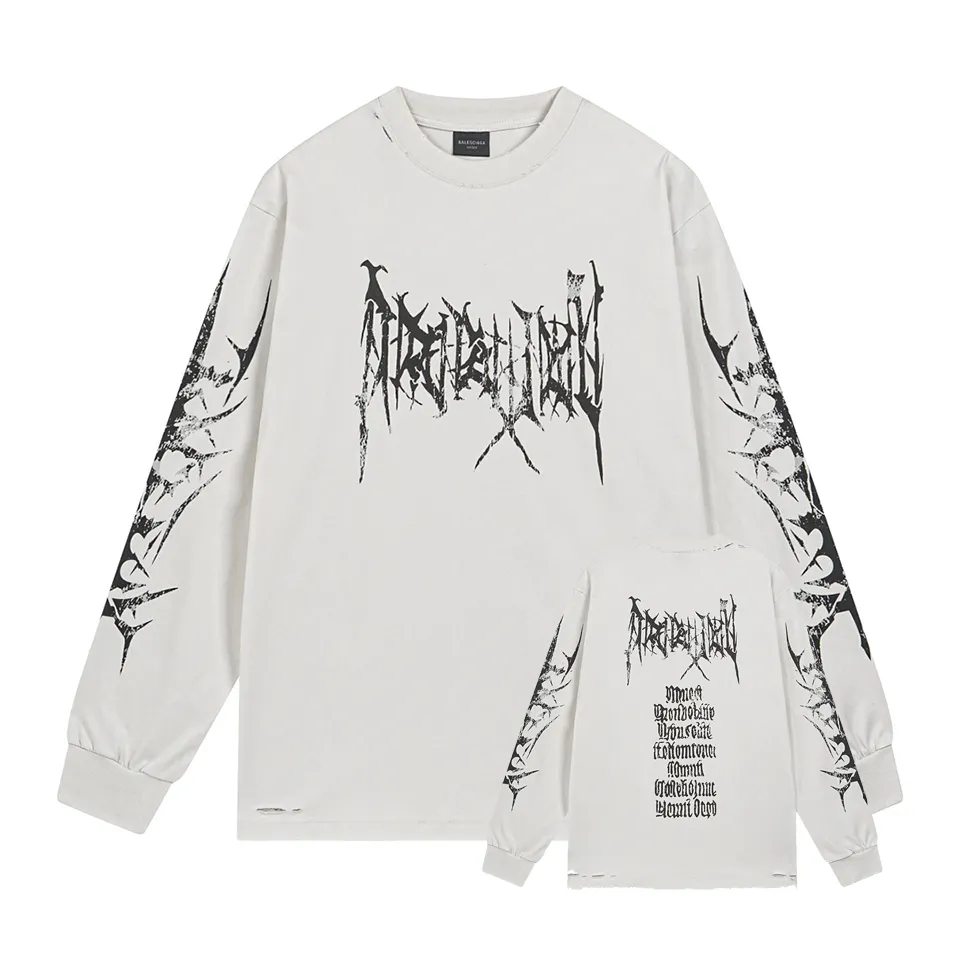 🅿️290 BALENCI*GA Paris Sanskrit cracked printed long sleeves. The fabric is made of Paris ZP custom-woven and dyed double-yarn pure cotton fabric 280g. The threads are custom-woven and dyed with no color difference. The front and back prints are cracked with environmentally friendly imported materials. The ready-made garments are washed in many places to make them worn and worn. Two high-temperature washes. Os drop-shoulder loose version. Same style for men and women -Color: off-white -SIZE: XS S M L Style number 8625#
