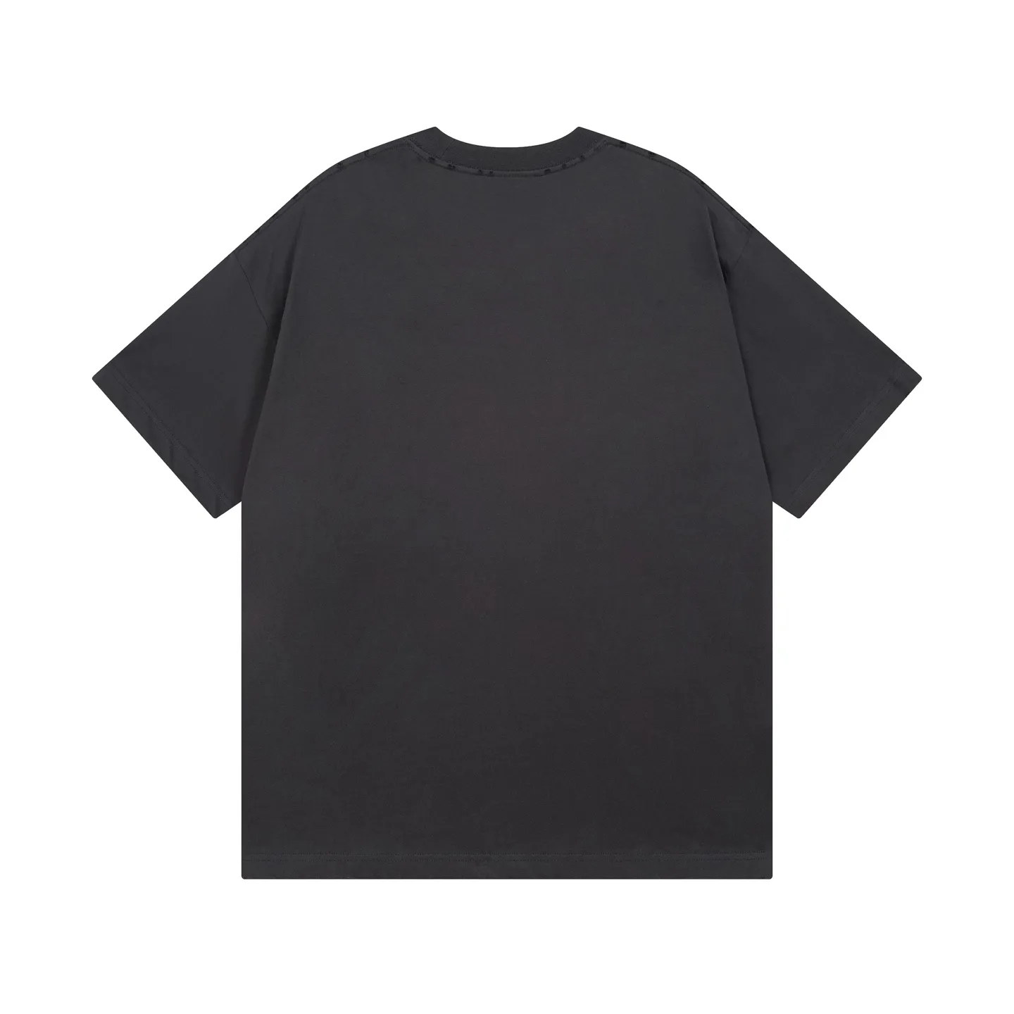 🅿️180 real photos [Top version. Official website quality] BALENCI*GA/Paris #2025 new style distressed short-sleeved T-shirt with ciao hello letters printed on the front. 2025 spring and summer brick cabinet synchronization welcomes comparison. The fabric is made of Paris ZP custom-woven and dyed cotton double yarn, weighing 260 grams. The cloth surface is clean. The cloth pattern is clear, soft and comfortable. The threads are dyed with no color difference. The letter LOGO is printed with imported environmentally friendly glue, the letters are clear and the effect is three-dimensional. Restore the brick cabinet, adopt OS loose shoulder style. Same style for men and women. Code: BL253720 Color: gray blue, plum red Size: XS S M L