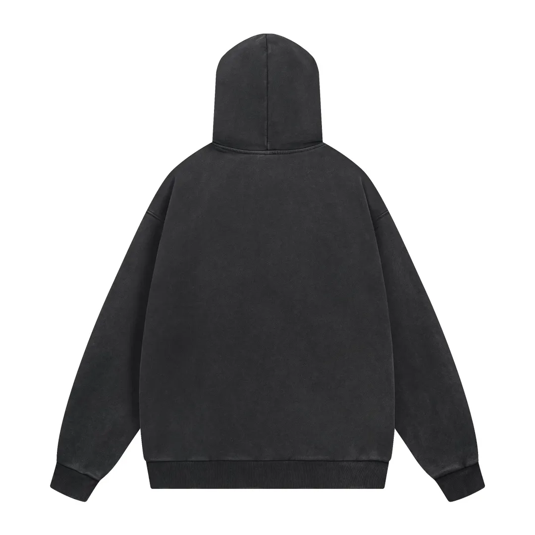 🅿️330 real photos [Top version. Official website quality] BALENCI*GA/Paris.SS25 latest model 3M artistic letter print washed and worn hooded sweatshirt. Ready-to-wear with multiple worn and worn features. The brick cabinets are synchronized. The authentic product is developed at the first time. The fabric is made of Paris ZP custom-woven and dyed cotton terry sweatshirt. Weighing 460 grams, the cloth surface is clean. The cloth pattern is clear, soft and comfortable. The threads are dyed with no color difference. The printing is made of environmentally friendly imported materials. The letters are clear and the effect is three-dimensional. The version adopts OS loose shoulder design. Same style for men and women. Code: BL238958 Color: washed black, gray and white. Size: XS S M L