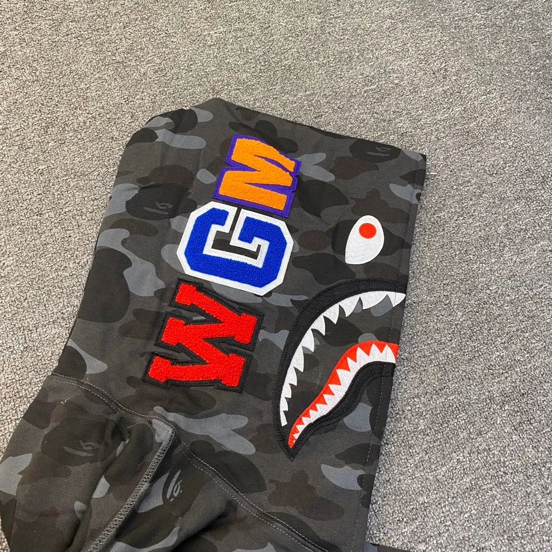 💰380 BAPE 1ST CAMO SHARK FULL Classic counter model Camouflage shark hooded zipper sweatshirt Machine-printed camouflage Top-quality fabric High-end 1:1 replica Customized fabric Couple model: S—XXL [Camouflage yellow, Camouflage green, Camouflage red, Camouflage purple, Camouflage blue, Camouflage gray]
