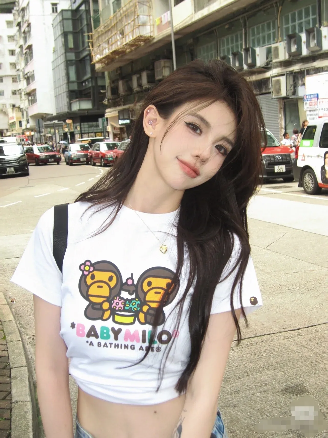 P110 001125 Bape Baby Milo printed short-sleeved T-shirt, same style for men and women, size smlxlxxl, white