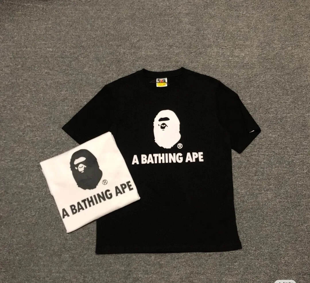 P110 00154 Japanese trendy brand BAPE ape head print short-sleeved T-shirt, same style for men and women, loose and large version, size smlxlxxl, black and white
