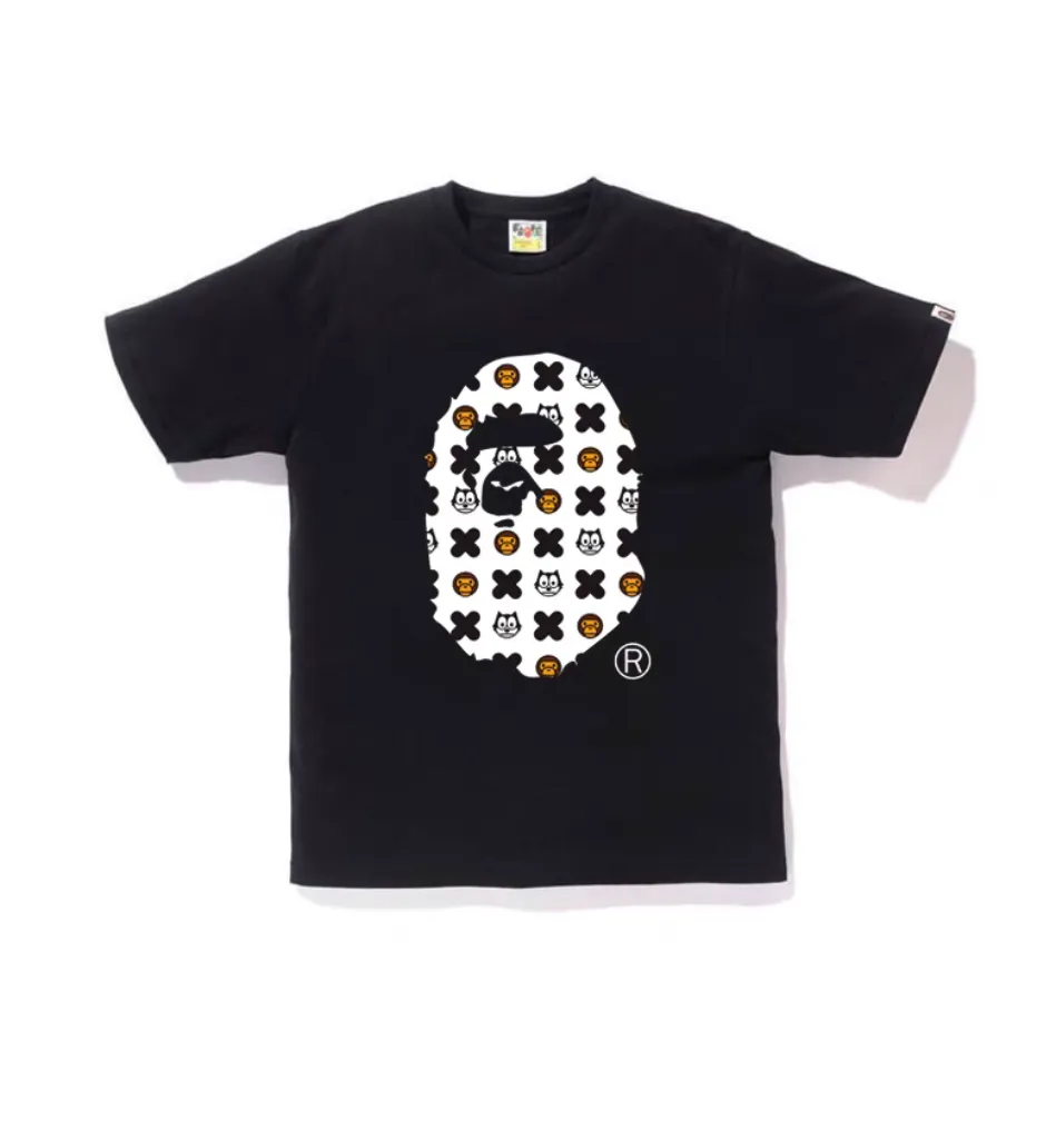 P110 001047 BAPE ape head cartoon print short-sleeved T-shirt, same style for men and women, size smlxlxxl, black and white