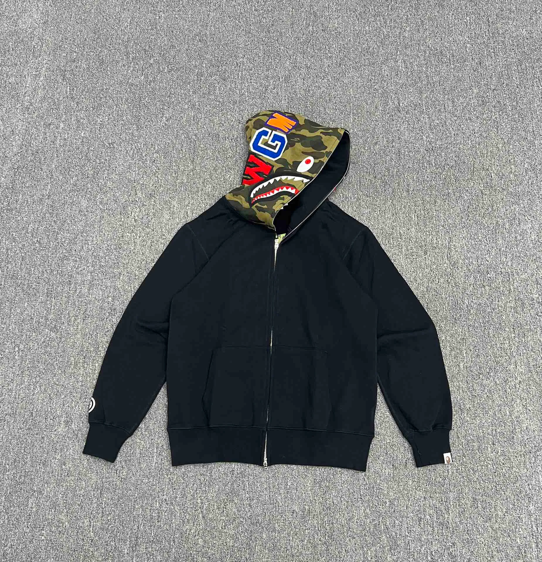 💰380 Bape first year limited classic shark green camouflage design shark jacket Couple style: S—XXL [Black Gray]
