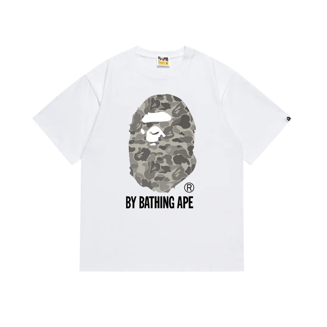 P110 SC047# (top version) BAPE camouflage ape head letter printed short-sleeved T-shirt Made of 260 grams of high-quality high-weave pure cotton fabric, double yarn combed, soft texture and no pilling Imported environmentally friendly printing glue, bright and three-dimensional pattern, quality 💥Same style for men and women, the upper body is fashionable Color: black and white Size: S M L XL XXL