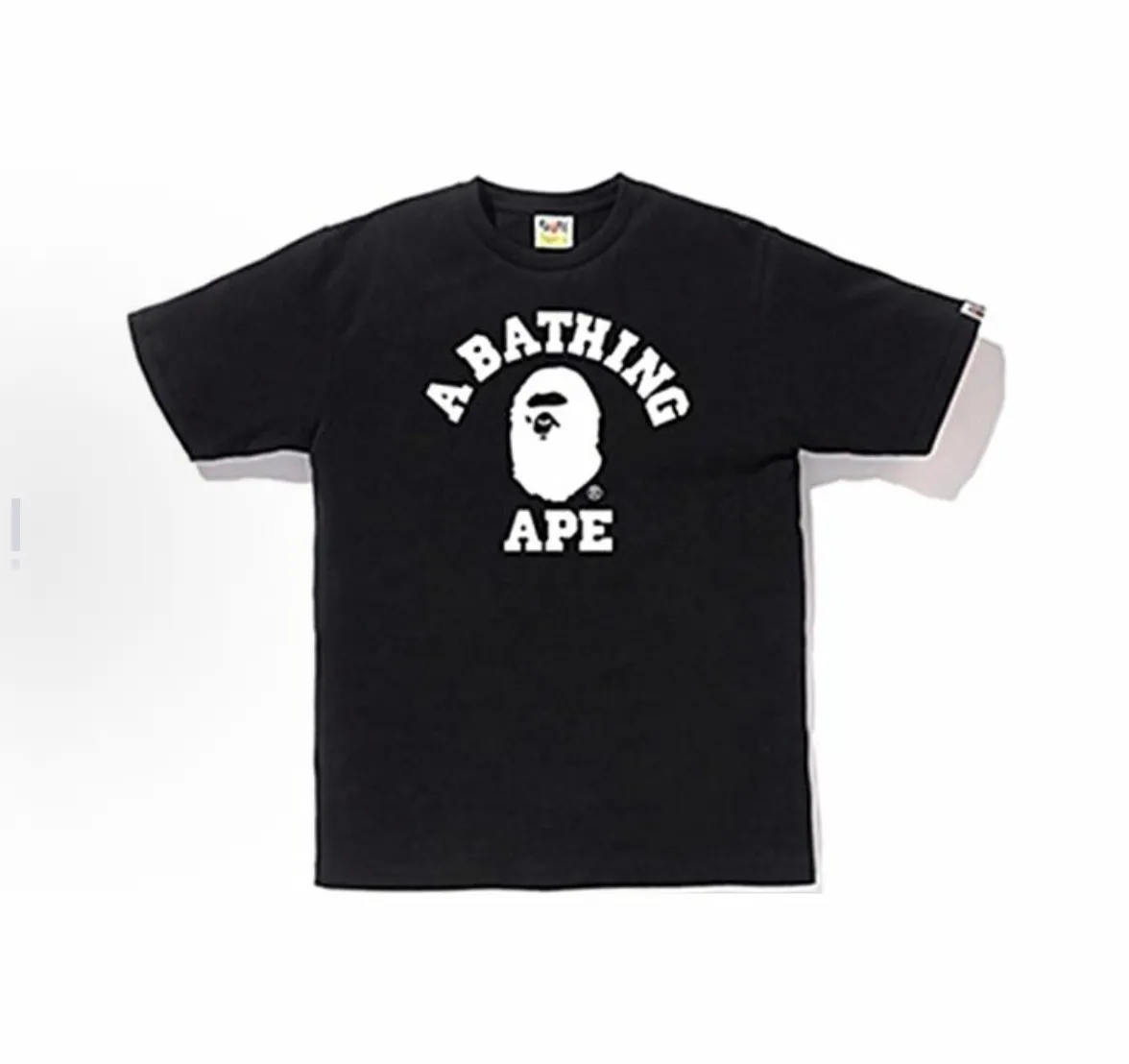 P110 001066 BAPE BICOLOR COLLEGE TEE Little Ape Man short-sleeved T-shirt, same style for men and women, size smlxlxxl, black and white