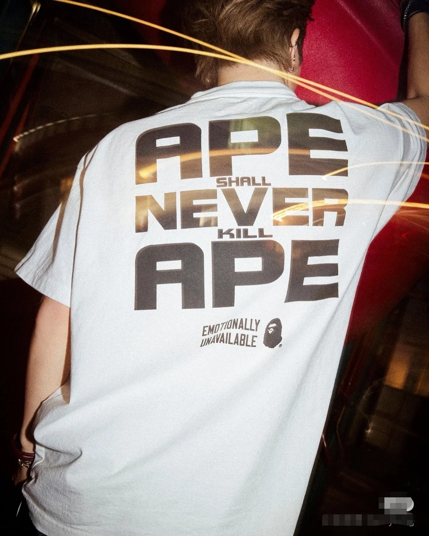 P110 001061 BAPE x Emotionally Unavailable joint model SS25 heart-shaped ape pattern letter printed cuff logo short-sleeved T-shirt, same style for men and women, size smlxlxxl, black and white