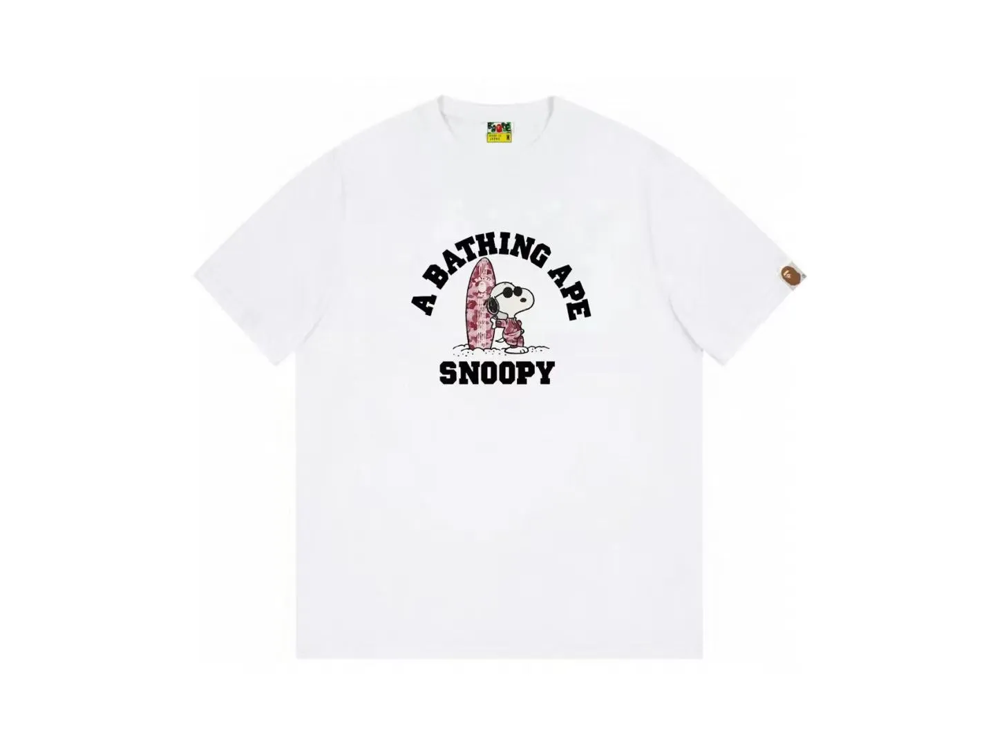 P110 001090 style | BAPE A BATHING APE × Snoopy ABC joint style printed short-sleeved T-shirt, same style for men and women, size smlxlxxl, white