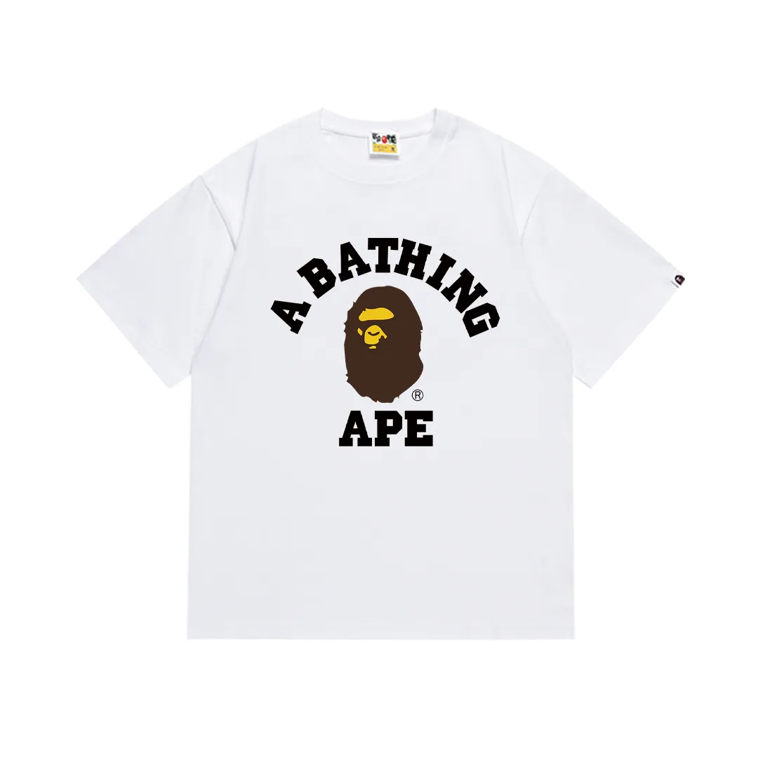 P110 SC057# (top version) BAPE Ape Man's Little Head classic letter printed short-sleeved T-shirt. Made of 260 grams of high-quality high-weave pure cotton fabric. Double yarn combed. The texture is soft and non-pilling. Imported environmentally friendly printing glue. The pattern is bright and three-dimensional. Quality 💥Same style for men and women. The upper body is trendy. Color: black and white. Size: S M L XL XXL