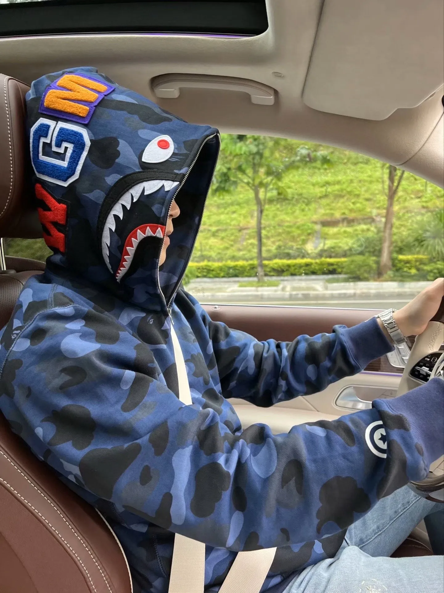 💰380 BAPE 1ST CAMO SHARK FULL Classic counter model Camouflage shark hooded zipper sweatshirt Machine-printed camouflage Top-quality fabric High-end 1:1 replica Customized fabric Couple model: S—XXL [Camouflage yellow, Camouflage green, Camouflage red, Camouflage purple, Camouflage blue, Camouflage gray]