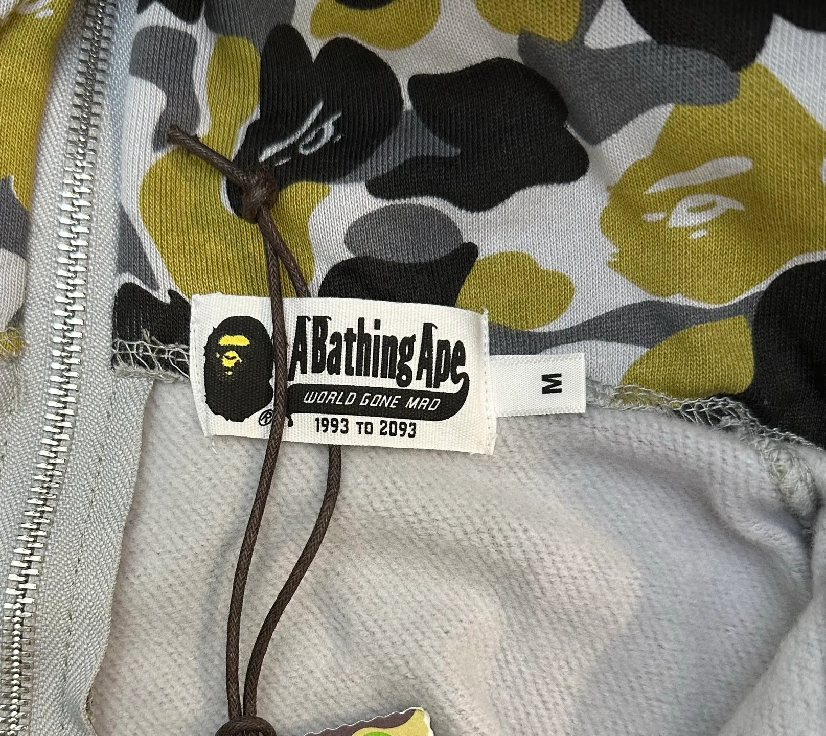 💰420 BAPE FW24 Ginza limited edition shark splicing zipper hooded sweatshirt, heavy duty double zipper, custom made fabric, high quality, couple model: S—XXL [camouflage yellow]