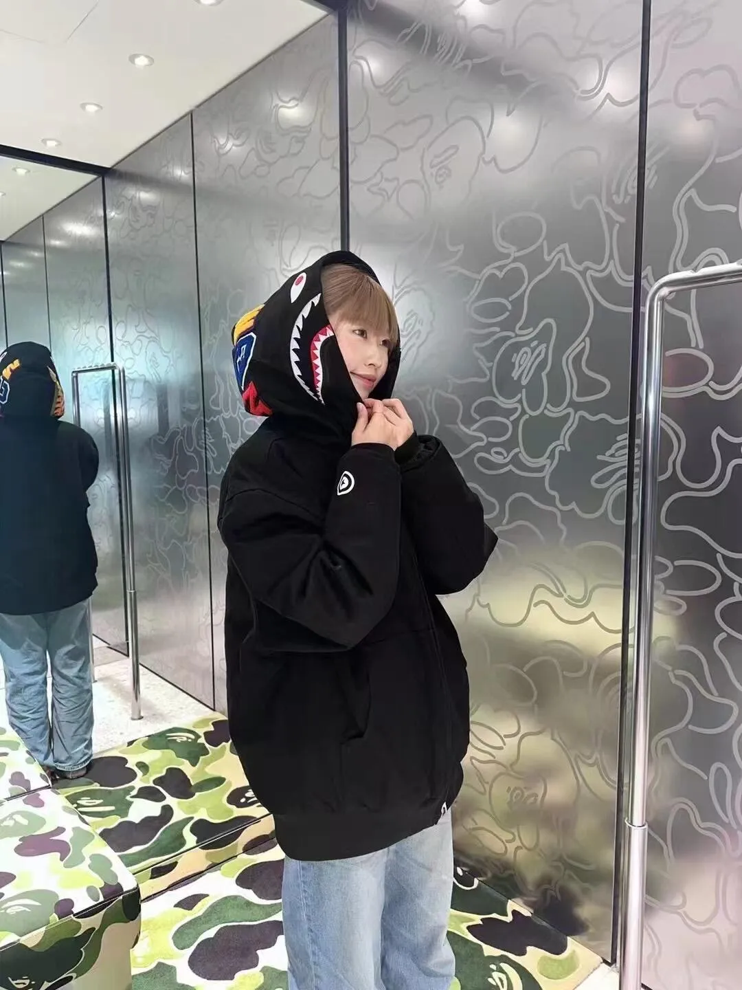 💰380 BAPE SHARK FULL ZIP solid color embroidered shark zipper sweatshirt jacket ZP version correct version 980g weight pure cotton custom fabric Couple style: S—XXL [black gray]