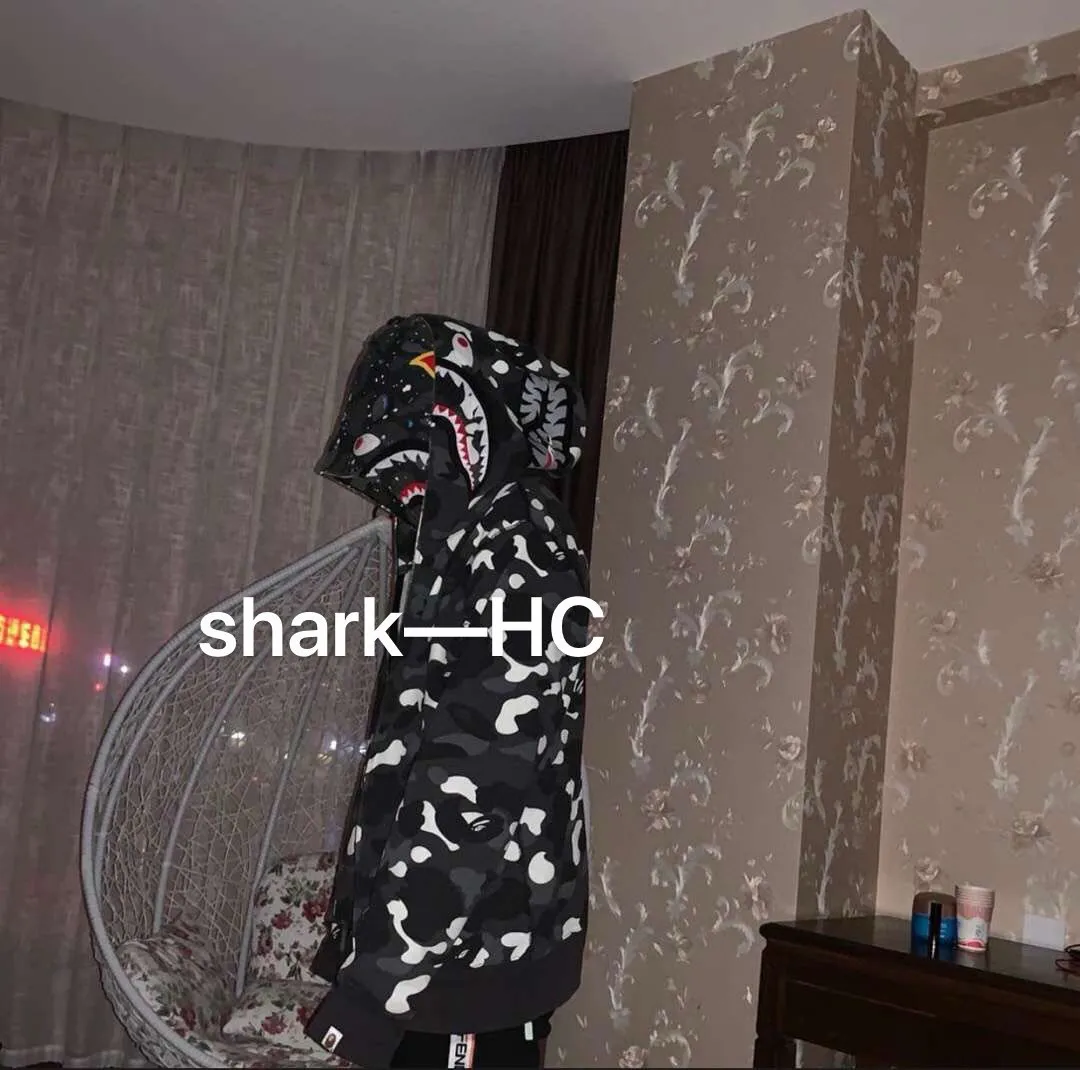 💰400 BAPE Classic black and white luminous camouflage shark zipper hooded sweatshirt Top-notch custom fabrics Complete labels Super exquisite workmanship details Couple style: S—XXL [Black White]