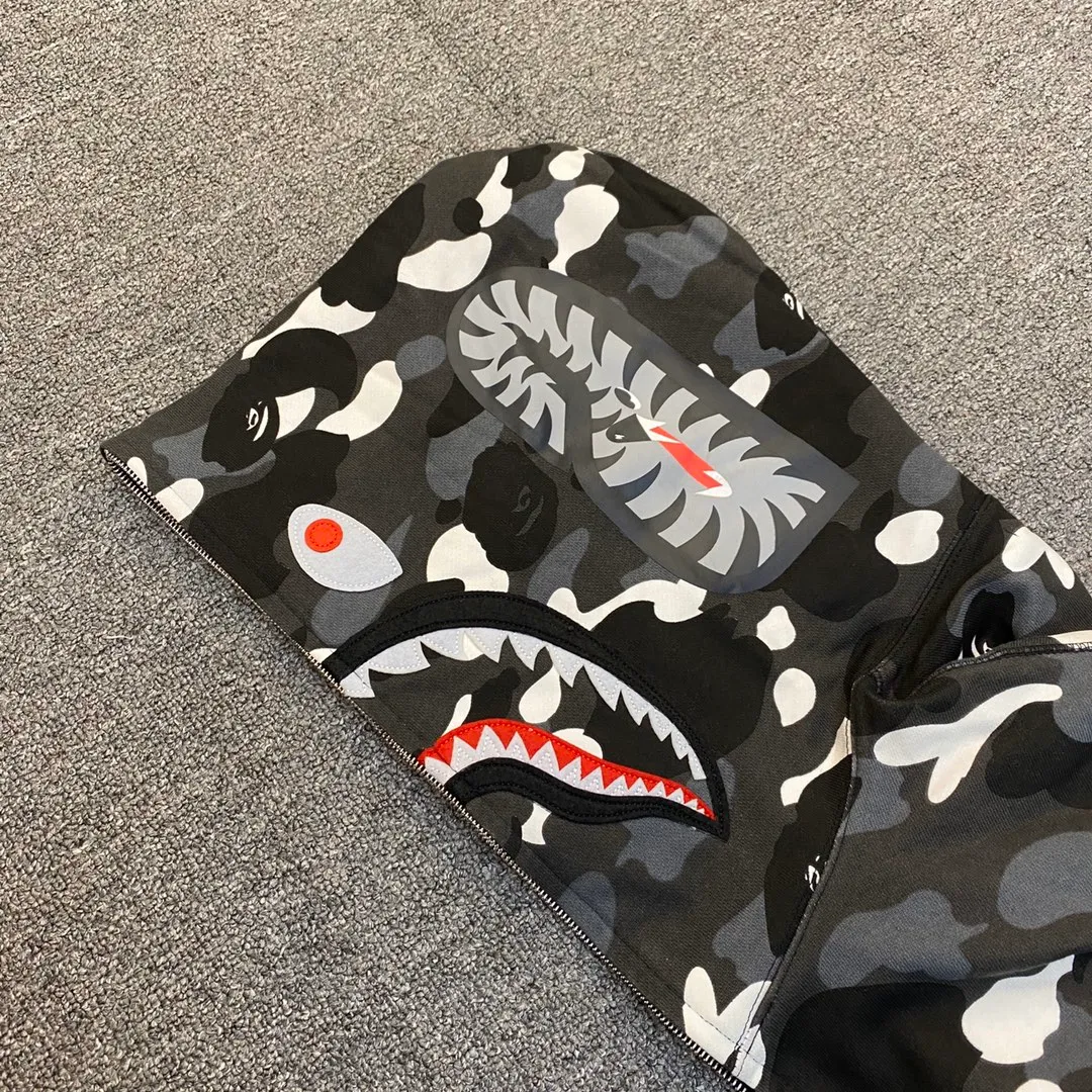 💰400 BAPE Classic black and white luminous camouflage shark zipper hooded sweatshirt Top-notch custom fabrics Complete labels Super exquisite workmanship details Couple style: S—XXL [Black White]