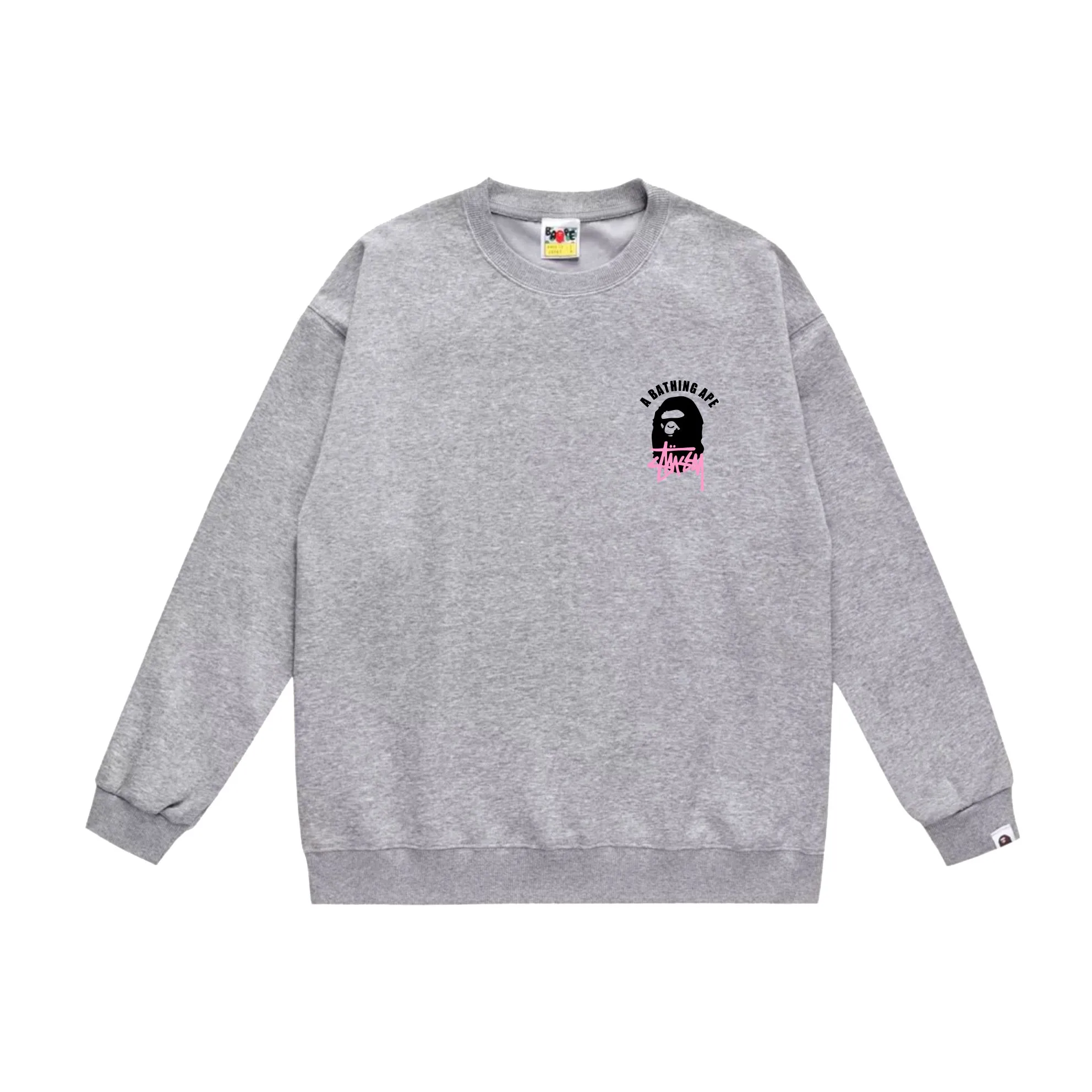 P150 model number SC507# terry 75 plus velvet 80 (top version) BAPE×STUSSY co-branded Stussy letter round neck sweatshirt Made of 350 grams of large terry (drop shoulder large version) fabric, soft texture and no pilling Imported environmentally friendly printing glue The pattern is bright and three-dimensional Quality 💥Same style for men and women The upper body is fashionable Color: black white gray Size: S M L XL XXL