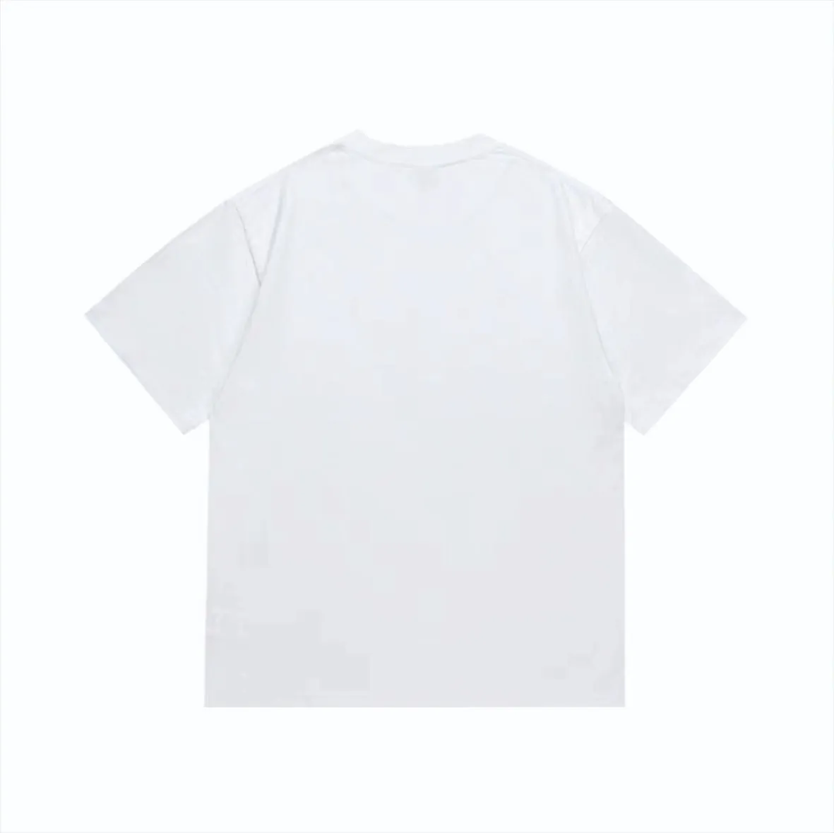 SC237#p110💰 (top version) BAPE flame letter print pattern round neck short-sleeved T-shirt Made of 260 grams of high-quality high-weave pure cotton fabric, double yarn combed, soft texture and no pilling Imported environmentally friendly printing glue, bright and three-dimensional pattern, quality 💥Same style for men and women, the upper body is fashionable Color: black and red, white and red, black and blue, white and blue Size: S M L XL XXL