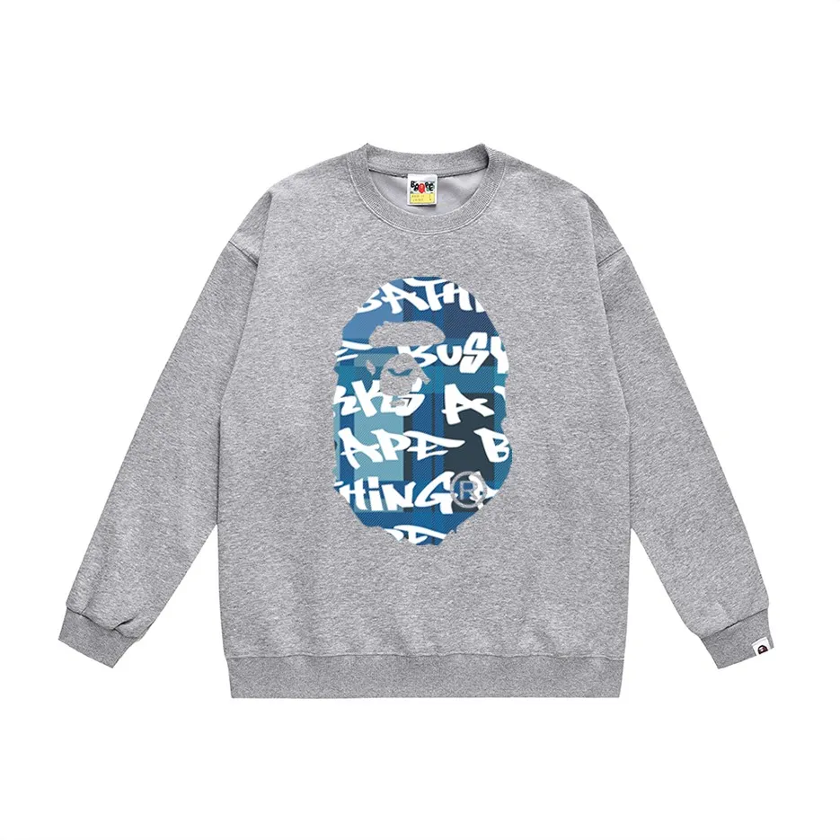 P170 model number SC302# terry 80 plus velvet 85 (top version) BAPE ape-man head colorful letter printed round neck sweatshirt Made of 350g large terry (drop shoulder large version) fabric, soft texture and no pilling Imported environmentally friendly printing glue The pattern is bright and three-dimensional Quality 💥Same style for men and women The upper body is trendy Color: black and red white and red gray red black and blue white blue gray blue Size: S M L XL XXL