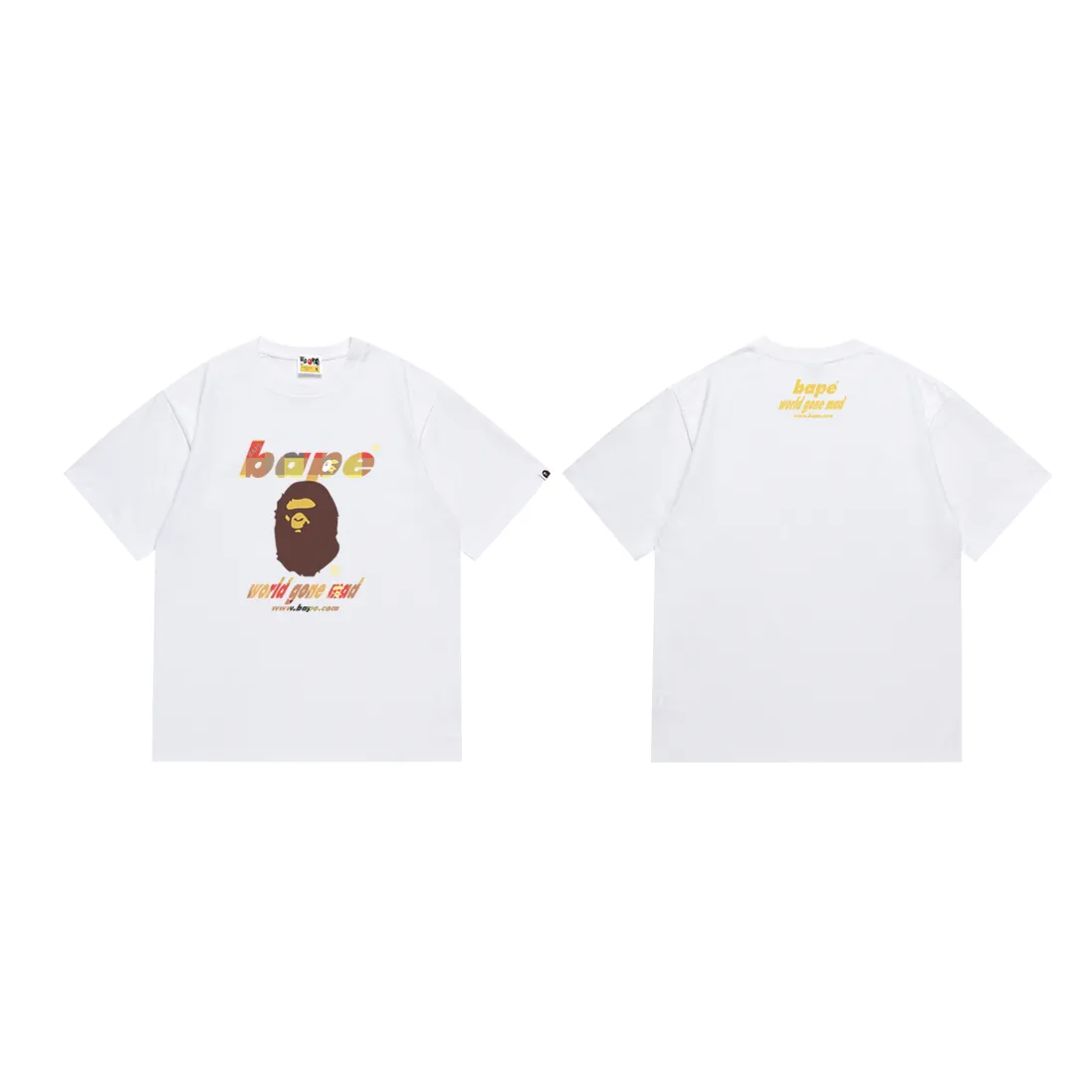 P110 SC071 (top version) BAPE ape head classic letter printed short-sleeved T-shirt. Made of 260 grams of high-quality high-weave pure cotton fabric. Double yarn combed. The texture is soft and non-pilling. Imported environmentally friendly printing glue. The pattern is bright and three-dimensional. Quality 💥Same style for men and women. The upper body is trendy. Color: black and white. Size: S M L XL XXL