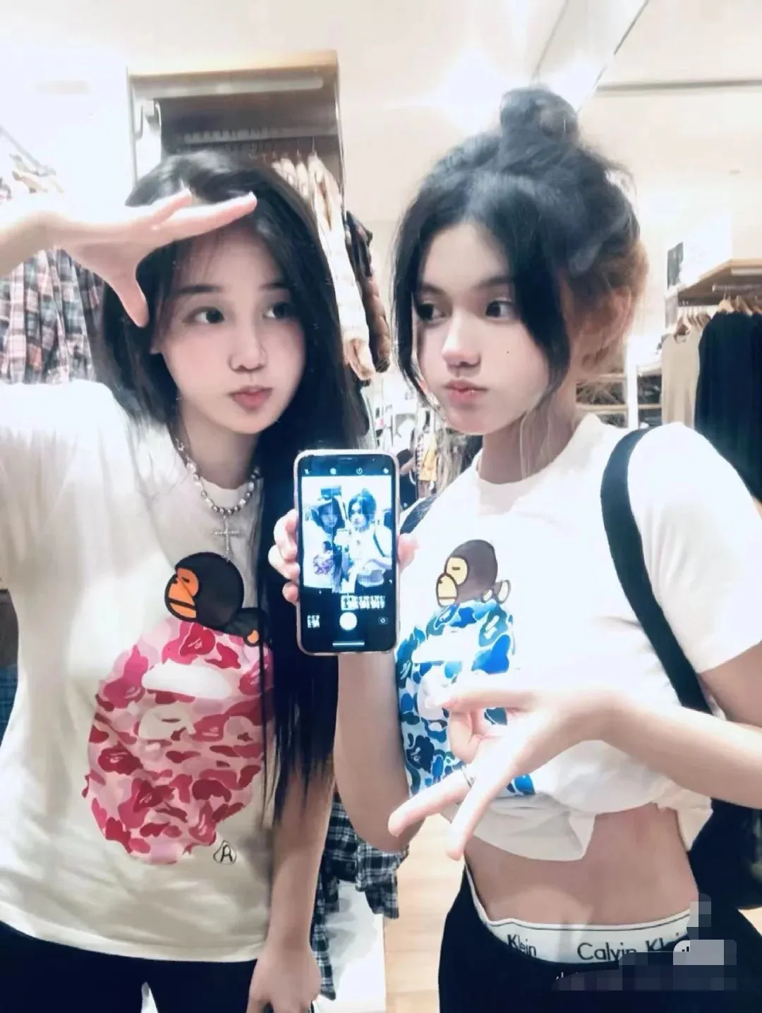 P110 00102 model BAPE SS25 ABC CAMO series ape head orangutan pattern letter print cuff logo camouflage short-sleeved T-shirt same style for men and women code number smlxlxxl white pink, black pink