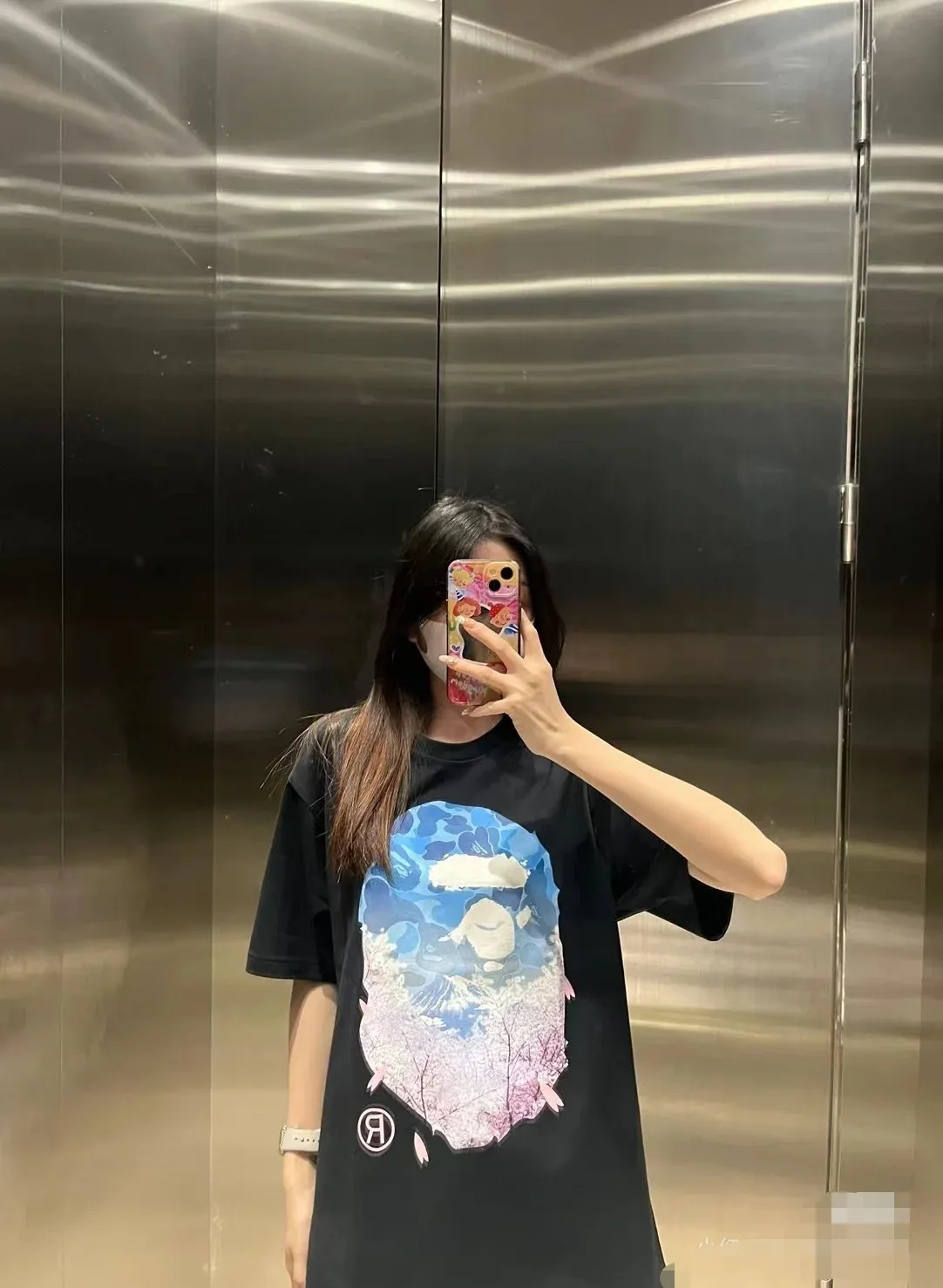 P110 00123 A BATHING APE BAPE SS23 SAKURA cherry blossom series cherry blossom print round neck loose short-sleeved T-shirt, same style for men and women, size smlxlxxl, black and white