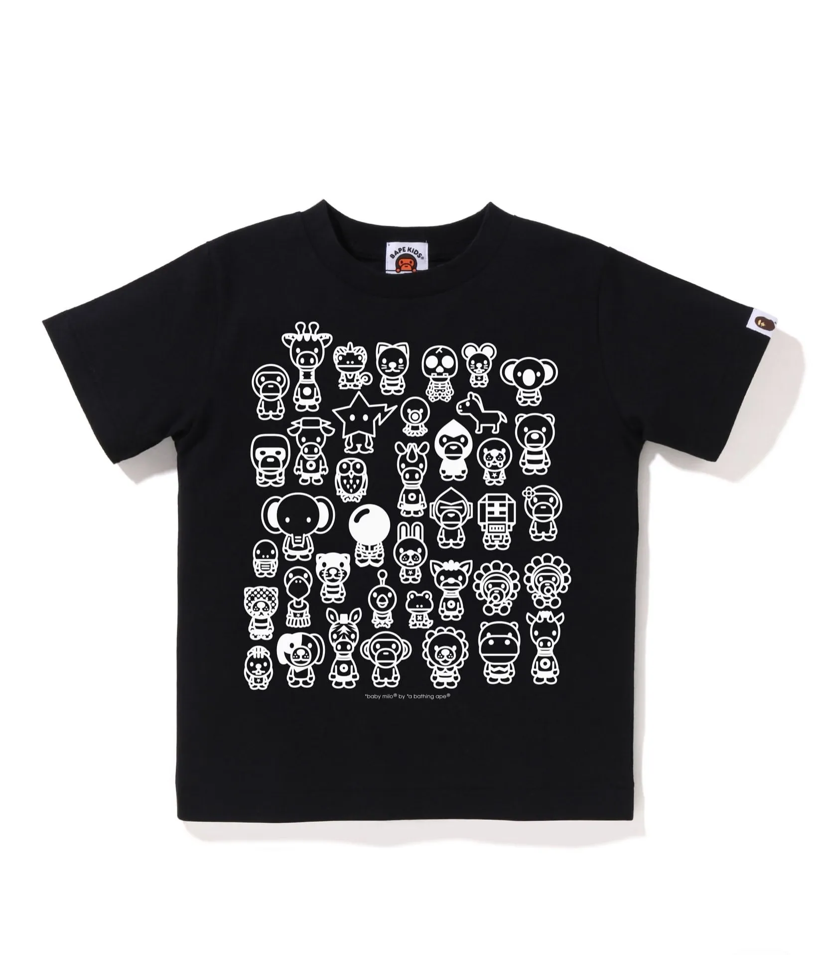 P110 001195 BAPE multi-pattern printed short-sleeved T-shirt, same style for men and women, size smlxlxxl, black and white