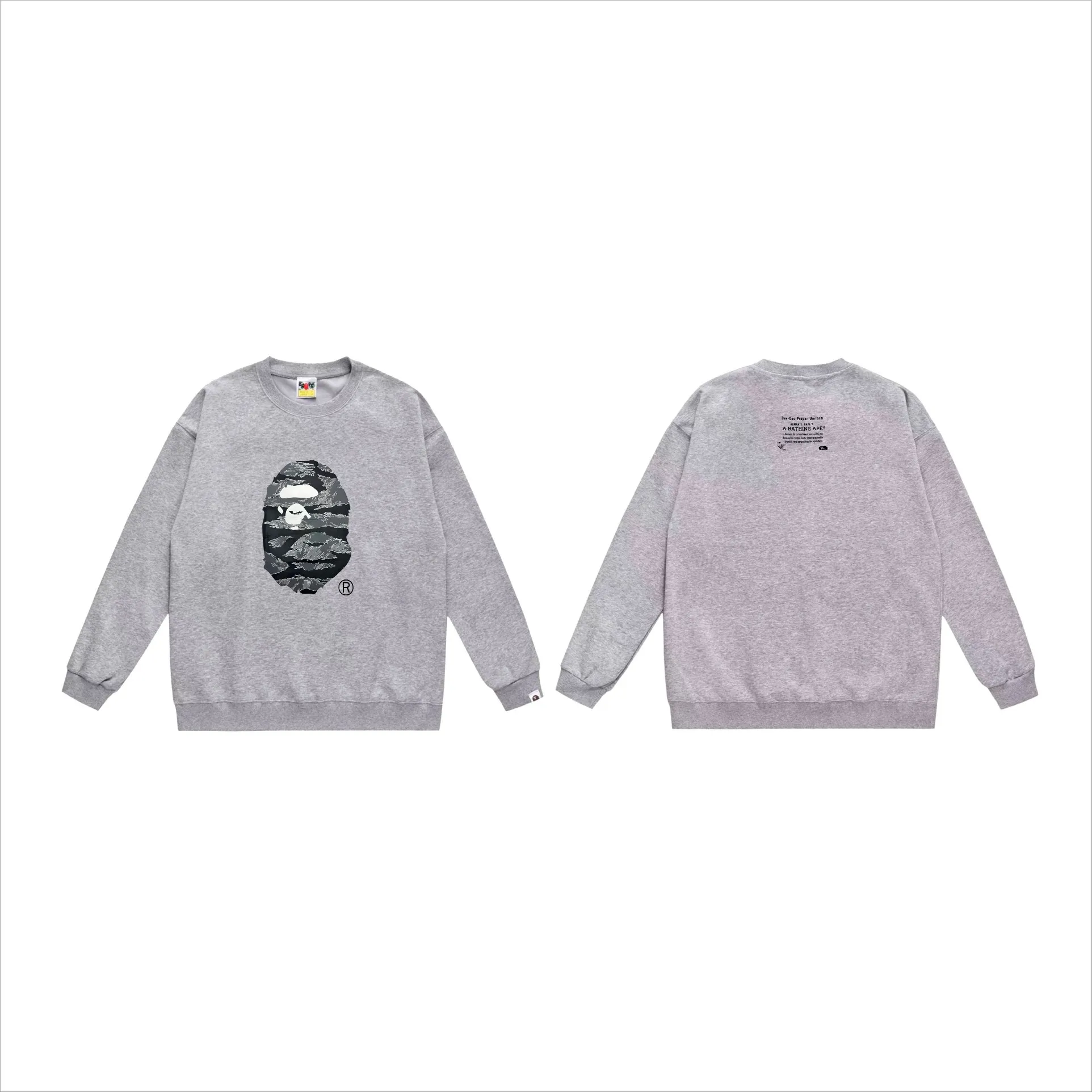 P170 model number SC553# terry 80 plus velvet 75 (top version) BAPE tiger stripe camouflage letters ape head print pattern round neck sweatshirt Made of 350g large terry (drop shoulder large version) fabric, soft texture and no pilling Imported environmentally friendly printing glue The pattern is bright and three-dimensional Quality 💥Same style for men and women The upper body is trendy Color: black white gray Size: S M L XL XXL