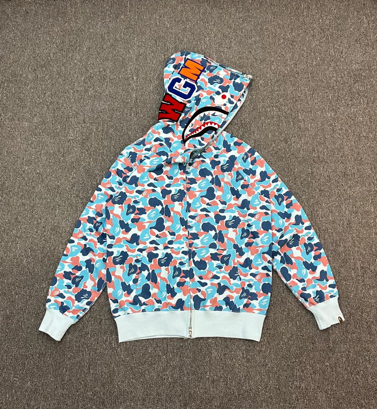 💰420 A BATHING APE BAPE STORE® PACK Series Hangzhou City Limited Shark Splicing Zipper Hooded Sweatshirt Heavy Industry Double Zipper Customized Fabric High Quality Couple Style: S—XXL [Camouflage Light Blue]