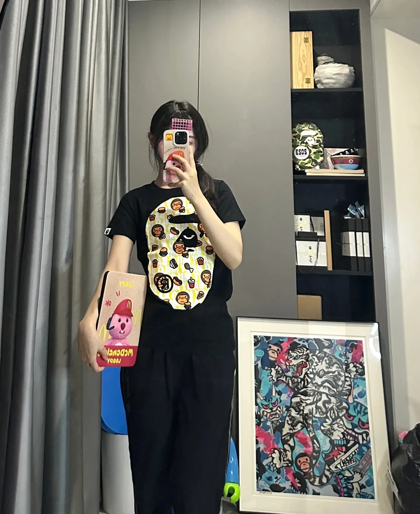 P110 001071 BAPE MILO JUNK FOOD BIG APE HEAD TEE Junk Food Great Ape Short-sleeved T-shirt, same style for men and women, size smlxlxxl, black and white