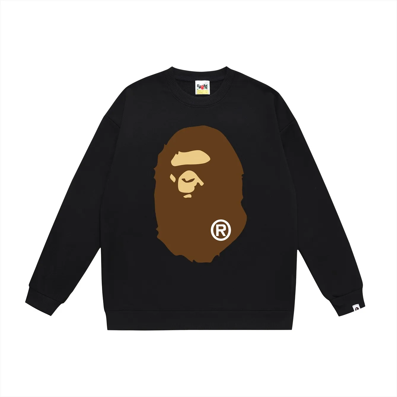 P150 model number SC475# terry 75 plus velvet 80 (top version) BAPE classic front and rear big ape head round neck sweatshirt. Made of 350g large terry (drop shoulder large version) fabric. The texture is soft and non-pilling. Imported environmentally friendly printing glue. The pattern is bright and three-dimensional. Quality 💥Same style for men and women. The upper body is trendy. Color: black white gray Size: S M L XL XXL