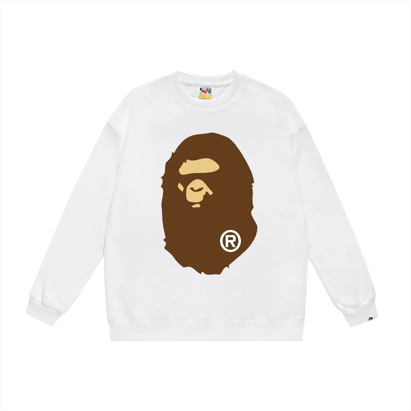 P150 model number SC475# terry 75 plus velvet 80 (top version) BAPE classic front and rear big ape head round neck sweatshirt. Made of 350g large terry (drop shoulder large version) fabric. The texture is soft and non-pilling. Imported environmentally friendly printing glue. The pattern is bright and three-dimensional. Quality 💥Same style for men and women. The upper body is trendy. Color: black white gray Size: S M L XL XXL