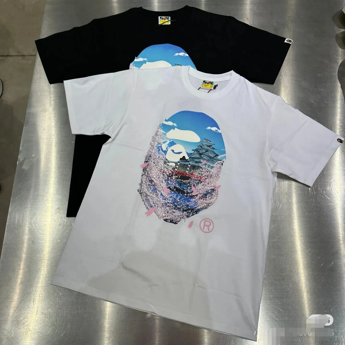 P110 00120 A BATHING APE BAPE SS23 SAKURA cherry blossom series cherry blossom print round neck loose short-sleeved T-shirt, same style for men and women, size smlxlxxl, black and white