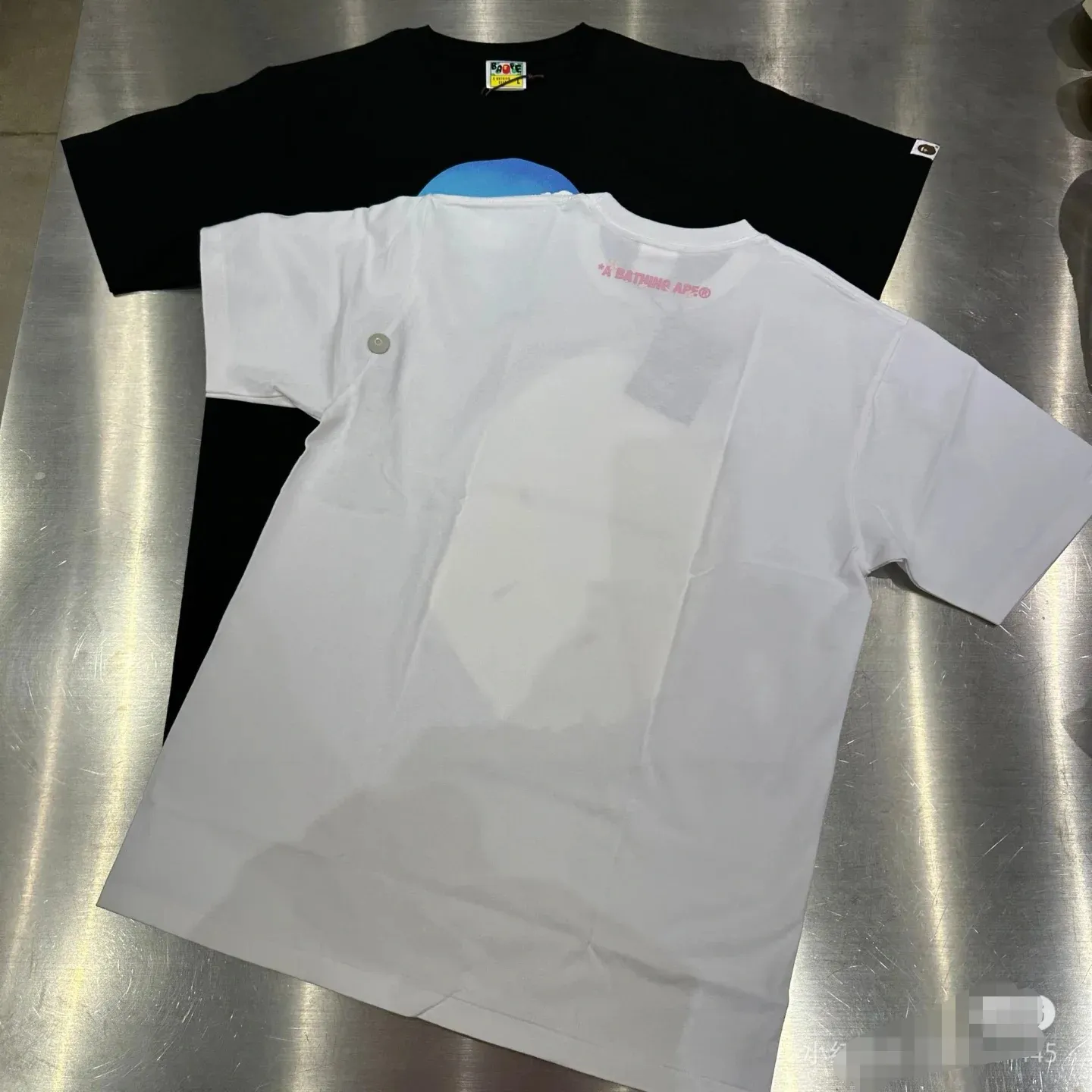 P110 00120 A BATHING APE BAPE SS23 SAKURA cherry blossom series cherry blossom print round neck loose short-sleeved T-shirt, same style for men and women, size smlxlxxl, black and white