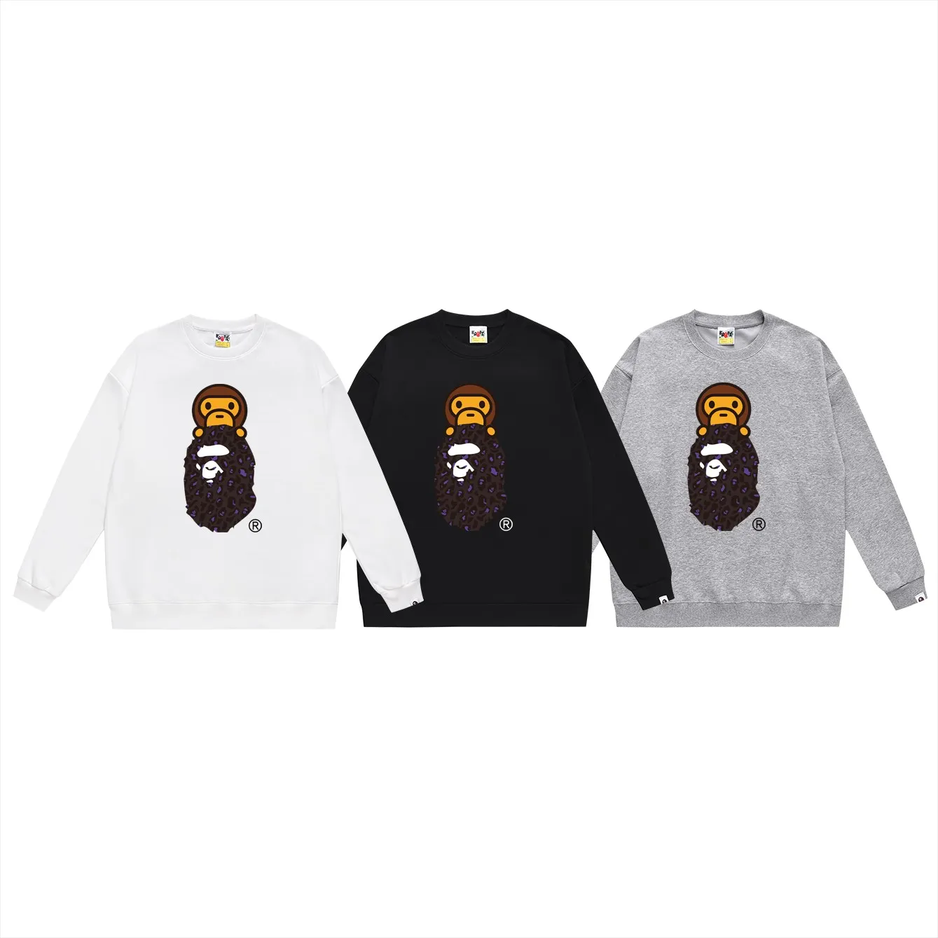 P150 model number SC467# terry 75 plus velvet 80 (top version) BAPE leopard print ape head cartoon BABY MILO printed round neck sweatshirt Made of 350 grams of large terry (drop shoulder large version) fabric, soft texture and no pilling Imported environmentally friendly printing glue The pattern is bright and three-dimensional Quality 💥Same style for men and women The upper body is trendy Color: Black and blue White and blue Gray blue Black and yellow White and yellow Gray and yellow Size: S M L XL XXL