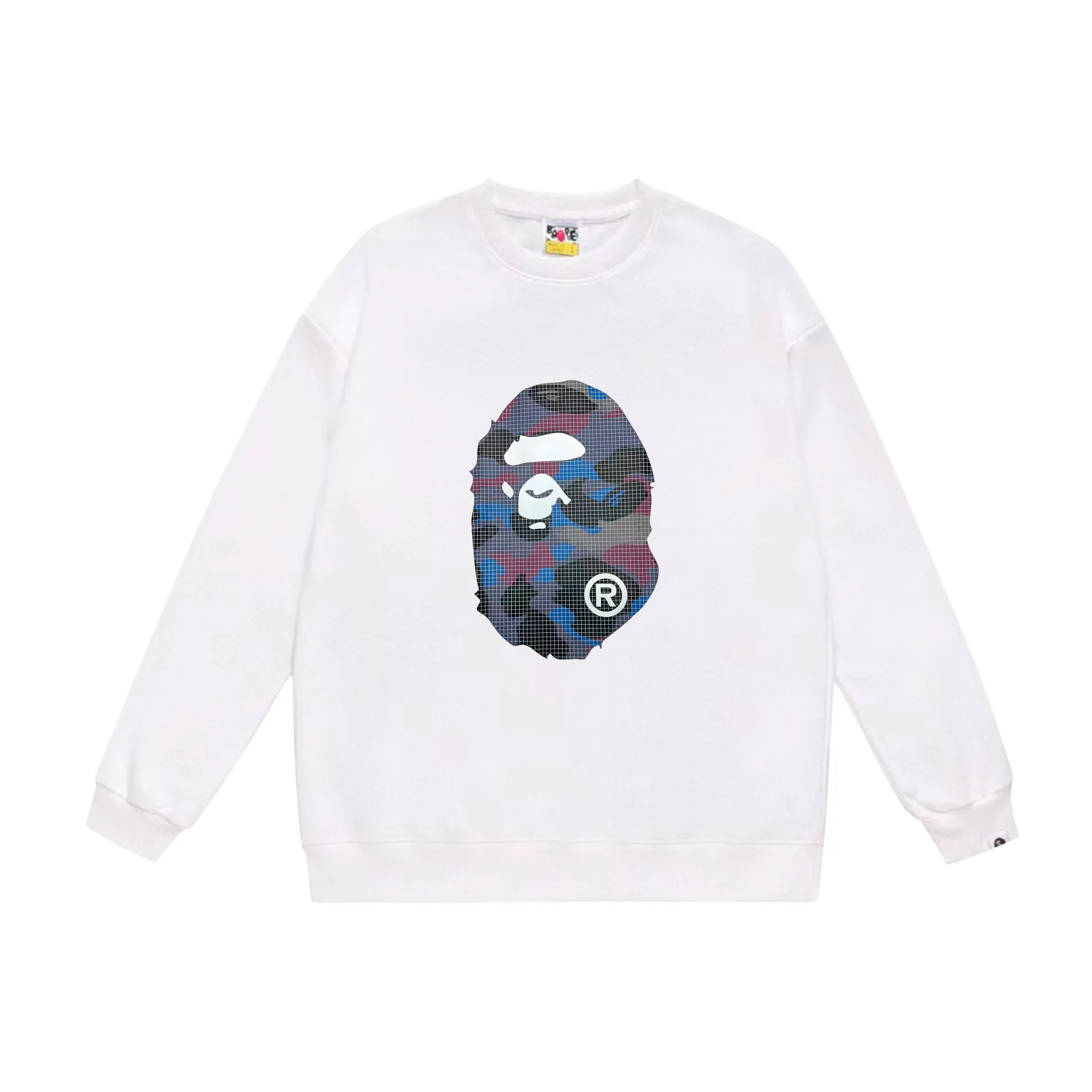 P170 model number SC545# terry 80 plus velvet 85 (top version) BAPE grid camouflage ape head double-sided printed pattern round neck sweatshirt Made of 350 grams of large terry (drop shoulder large version) fabric, soft texture and no pilling Imported environmentally friendly printing glue The pattern is bright and three-dimensional Quality 💥Same style for men and women The upper body is trendy Color: black white gray Size: S M L XL XXL