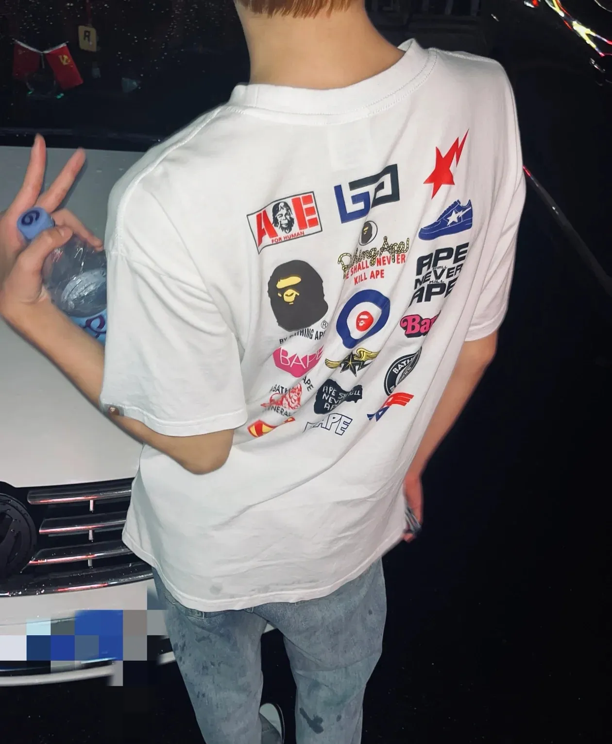 P110 001084 BAPE Multi Logo Tee White pattern round neck short-sleeved T-shirt, same style for men and women, size smlxlxxl, white