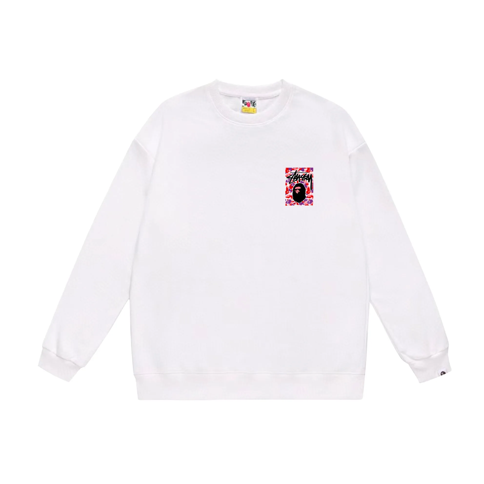 P150 model number SC503# terry 75 plus velvet 80 (top version) BAPE×STUSSY co-branded Stussy letter round neck sweatshirt Made of 350 grams of large terry (drop shoulder large version) fabric, soft texture and no pilling Imported environmentally friendly printing glue, bright and three-dimensional pattern, quality 💥Same style for men and women, the upper body is trendy Color: black red and white white red white gray red white black red black white red black gray red black Size: S M L XL XXL