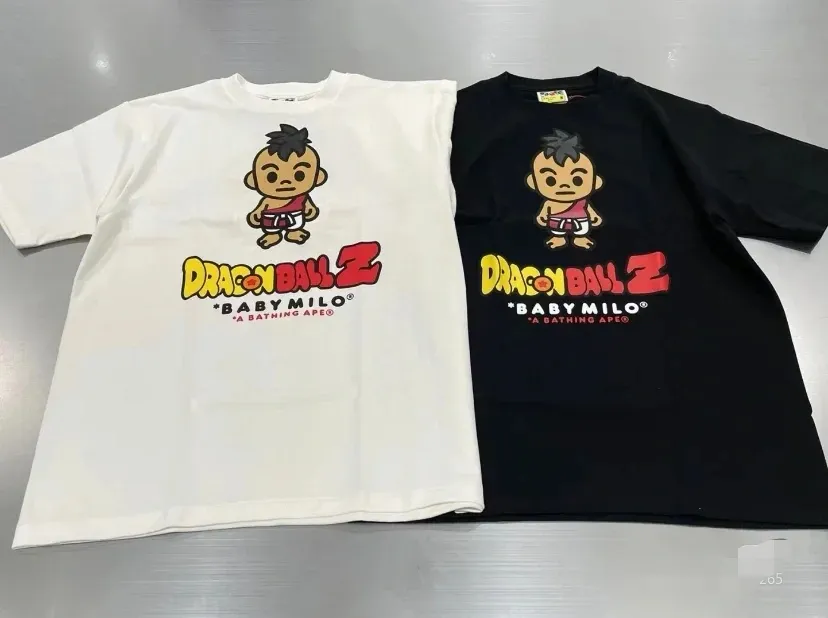 P110 001075 BAPE Ragon Ball cartoon pattern printed short-sleeved T-shirt, same style for men and women, size smlxlxxl, black and white