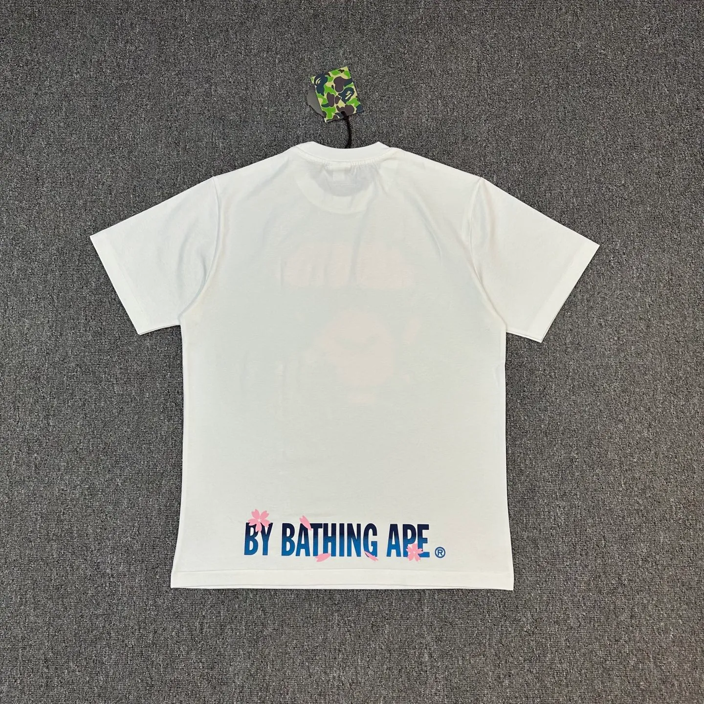 💰140 BAPE SS25sakura cherry blossom series, ape-man cherry blossom pattern logo short-sleeved 280g weight linen cotton fabric, couple model: S-XXL [black white]