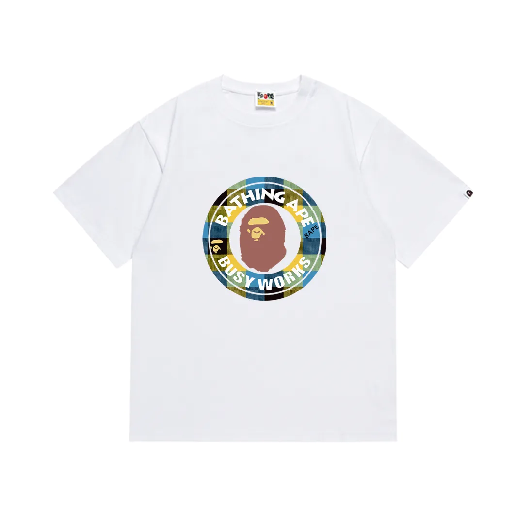 P110 SC072# (top version) BAPE ape head classic letter printed short-sleeved T-shirt. Made of 260 grams of high-quality high-weave pure cotton fabric. Double yarn combed, soft texture and no pilling. Imported environmentally friendly printing glue. Bright and three-dimensional pattern. Quality💥Same style for men and women. The upper body is trendy. Color: black and red, white and red, black and blue, white and blue. Size: S M L XL XXL