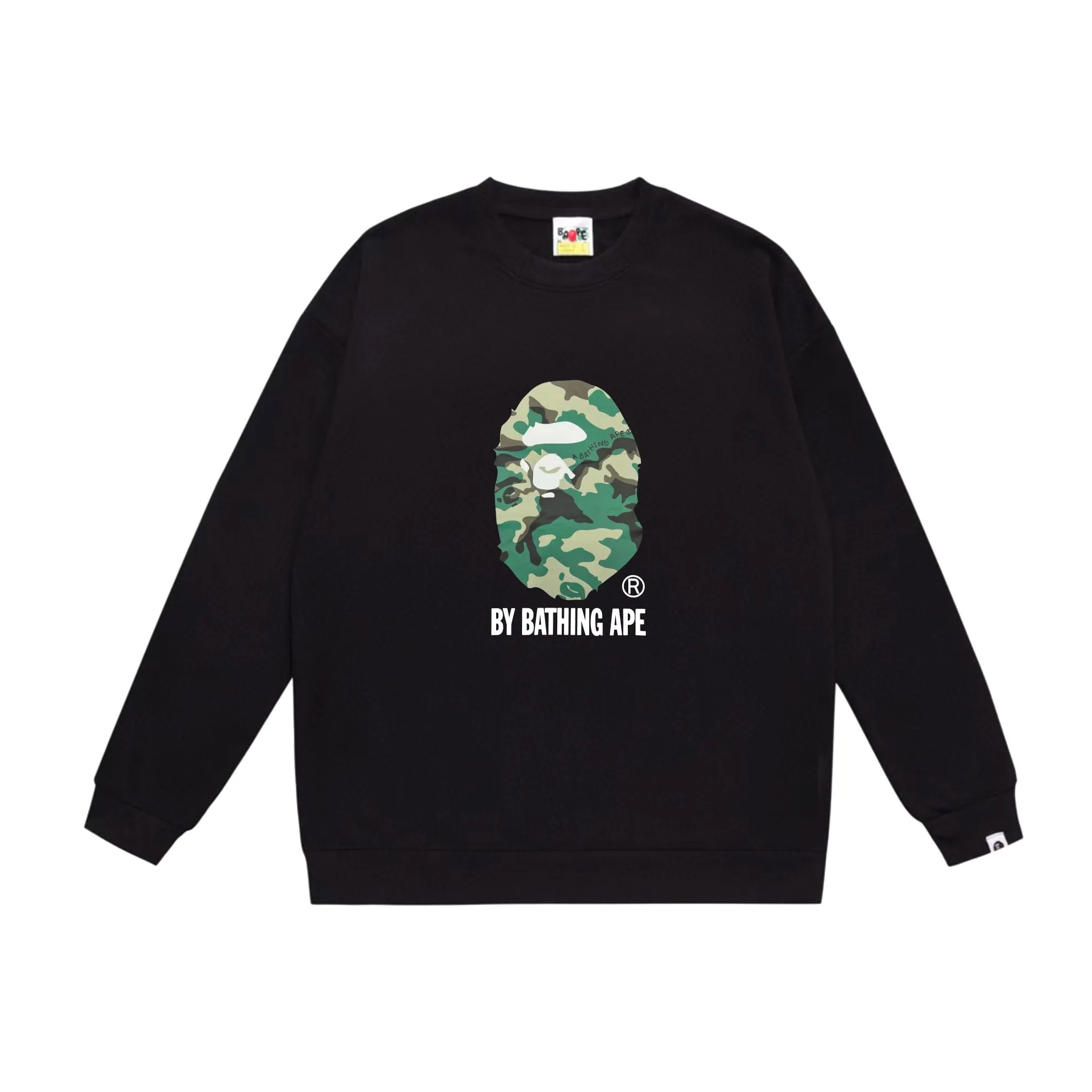 P170 model number SC554# terry 80 plus velvet 85 (top version) BAPE forest camouflage letters ape head print pattern round neck sweatshirt Made of 350g large terry (drop shoulder large version) fabric, soft texture and no pilling Imported environmentally friendly printing glue The pattern is bright and three-dimensional Quality 💥Same style for men and women The upper body is trendy Color: black white gray Size: S M L XL XXL
