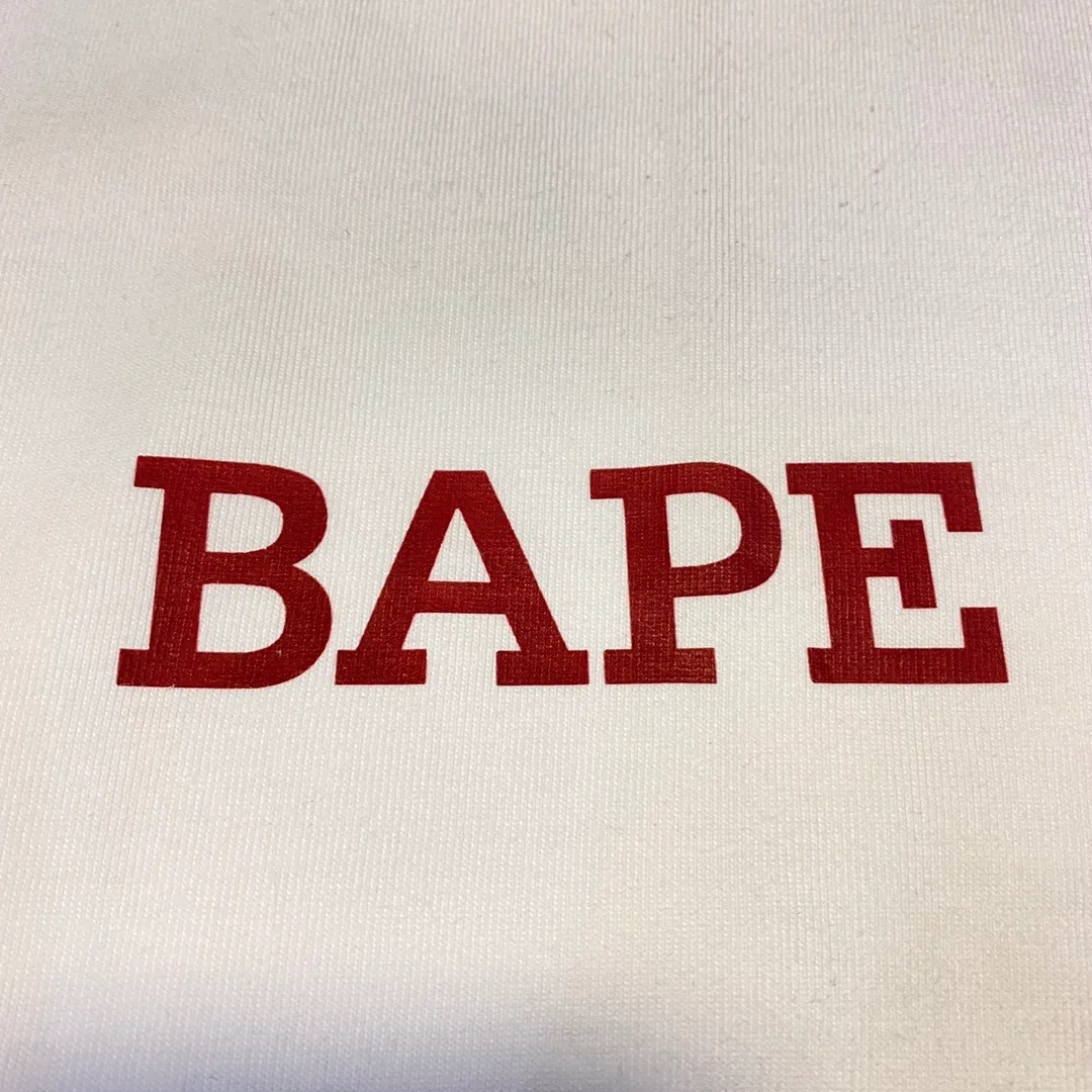 SC076#p110💰 (Top version) BAPE ape head contrast letter printed short-sleeved T-shirt Made of 260 grams of high-quality high-weave pure cotton fabric, double yarn combed, soft texture without pilling, imported environmentally friendly printing glue, bright and three-dimensional pattern, quality 💥Same style for men and women, the upper body is fashionable Color: black white Size: S M L XL XXL