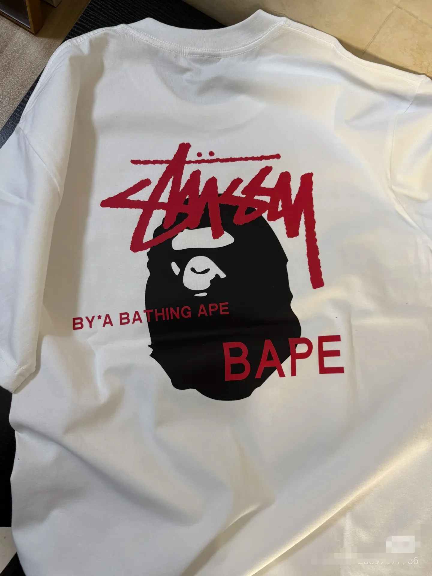 P110 001069 BAPE stussy co-branded printed short-sleeved T-shirt, same style for men and women, size smlxlxxl, black and yellow, white and yellow, black and red, white and red