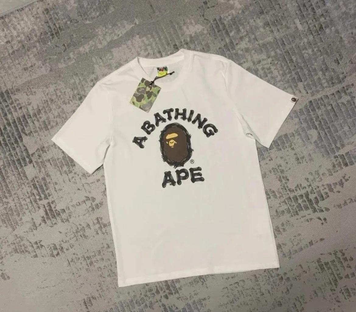 P110 001172 bape ape head print short-sleeved T-shirt, same style for men and women, size smlxlxxl, black and white